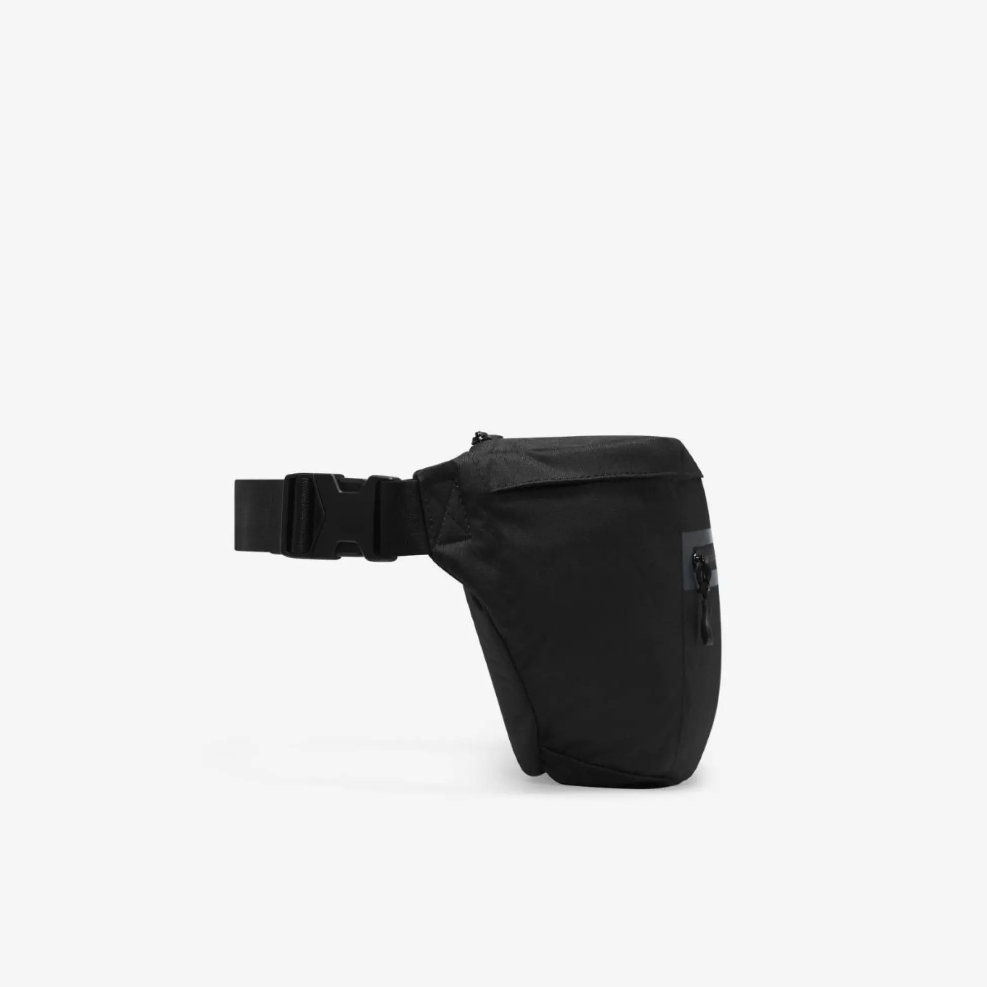 Сумка на пояс Nike Nk Elmntl Prm Waistpack DN2556-010 черная фото3