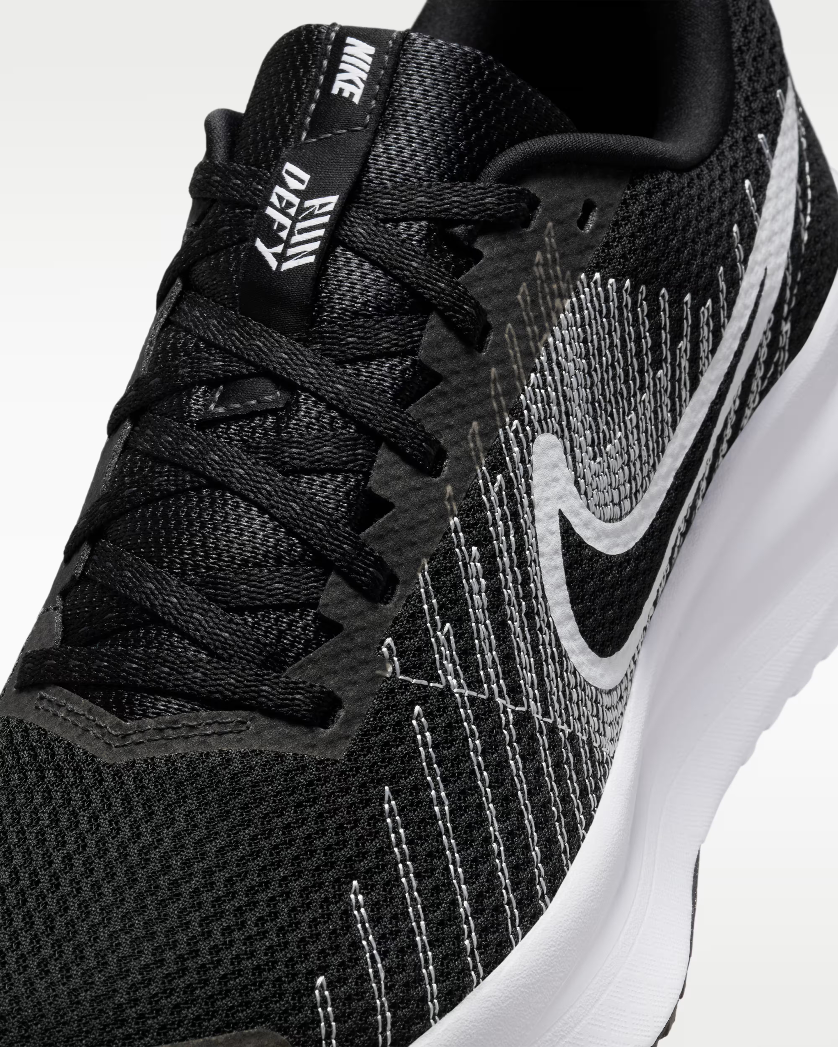 Кроссовки мужские Nike Run Defy HM9594-004 40,5 (7,5 US) черные фото7