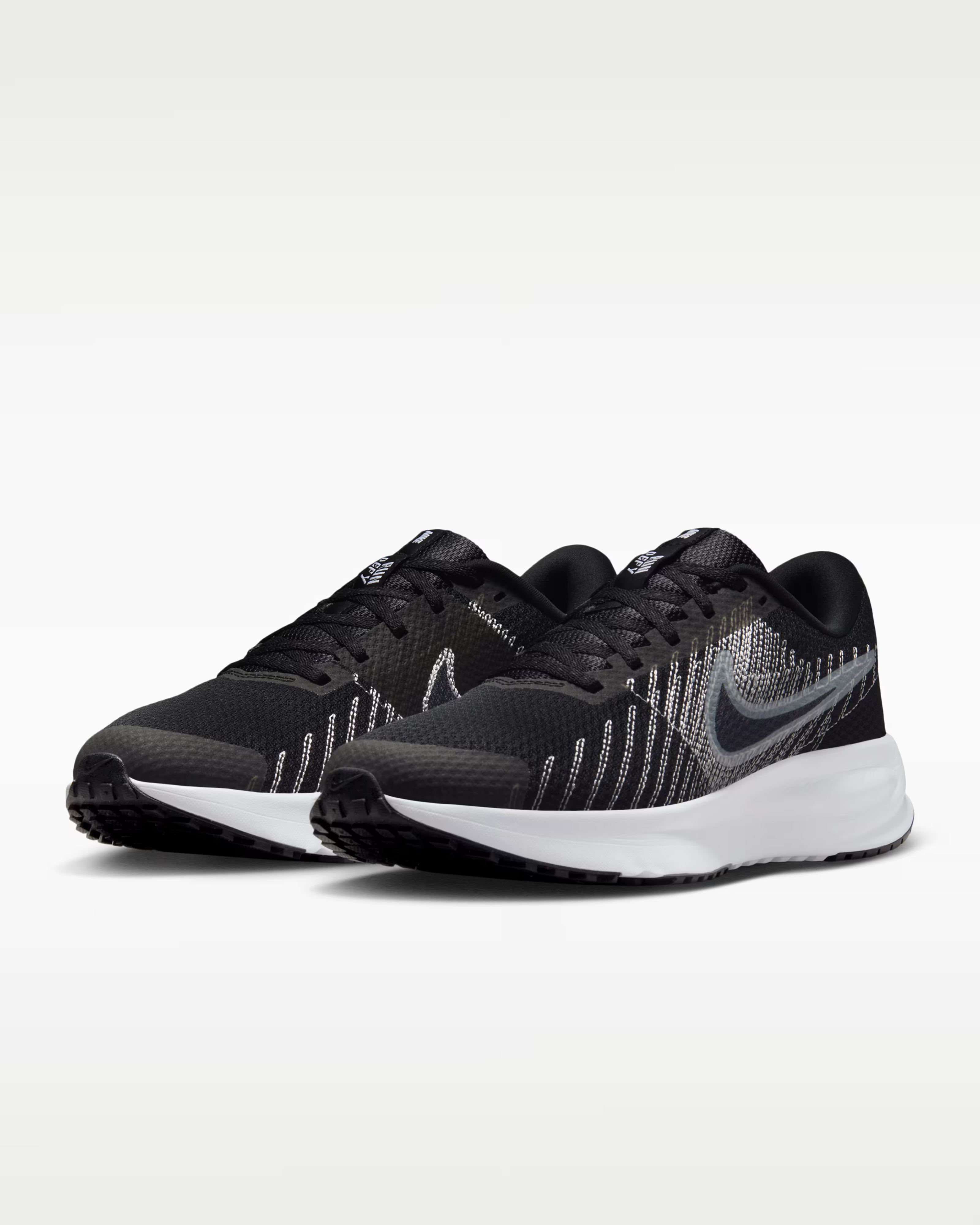 Кроссовки женские Nike W Run Defy HM9593-002 35,5 (5 US) черные фото3