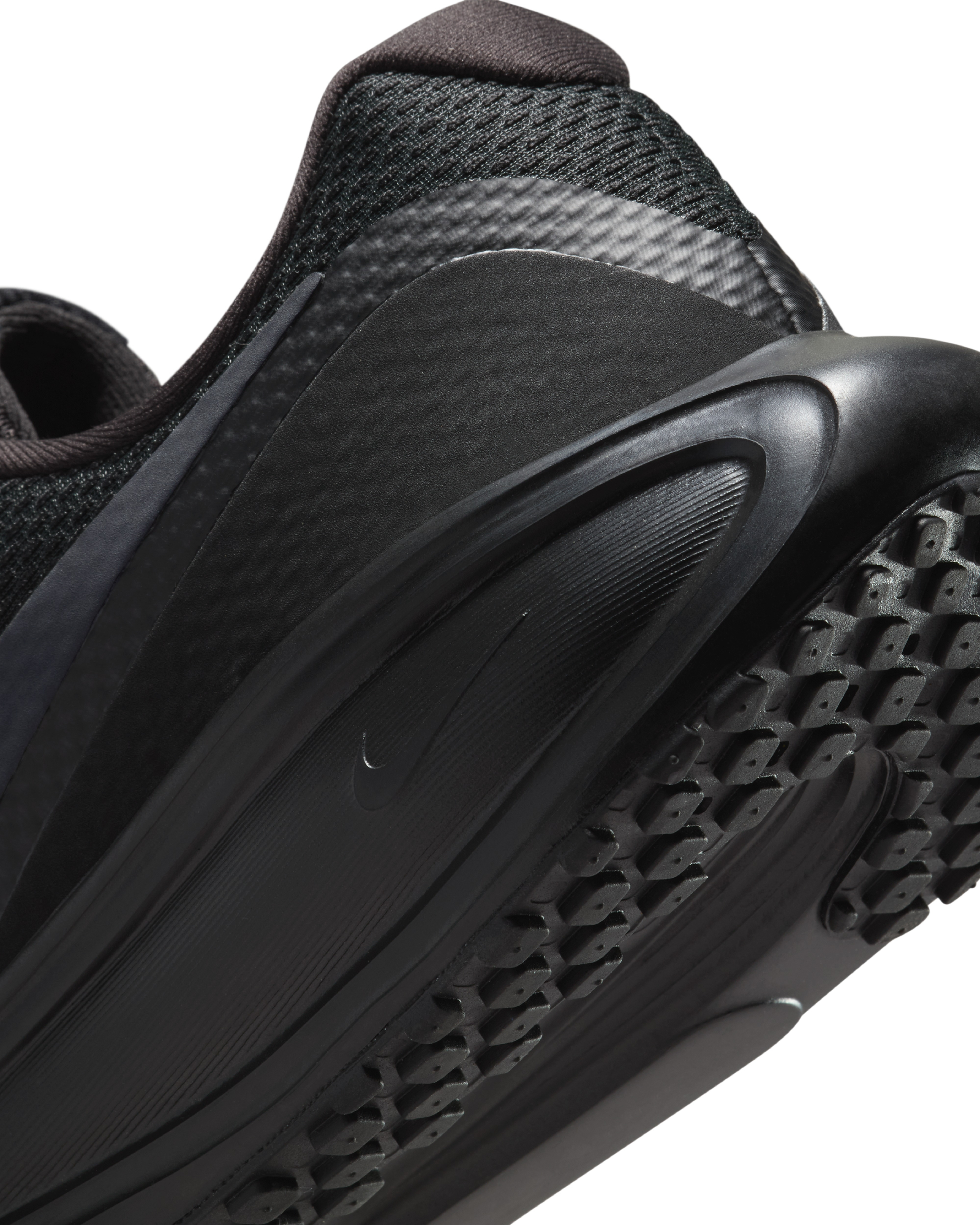 Кроссовки мужские Nike Revolution 8 HJ9198-002 45,5 (11,5 US) черные фото9