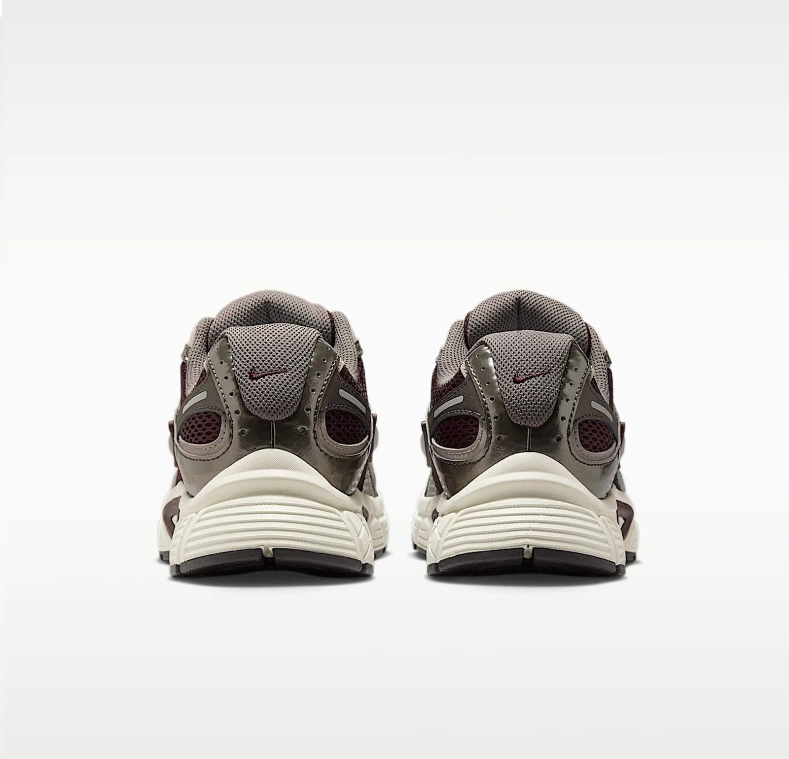 Кроссовки женские Nike W V5 Rnr HQ7901-602 39 (8 US) серые/бордовые фото5