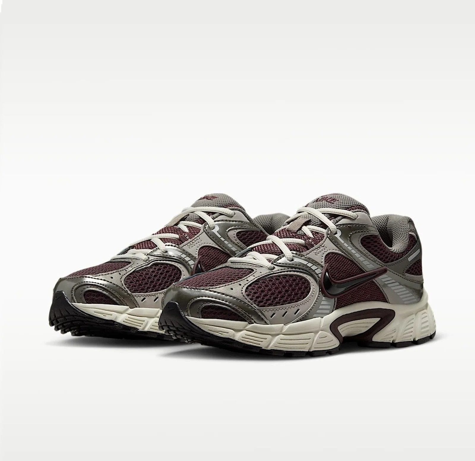 Кроссовки женские Nike W V5 Rnr HQ7901-602 38 (7 US) серые/бордовые фото3