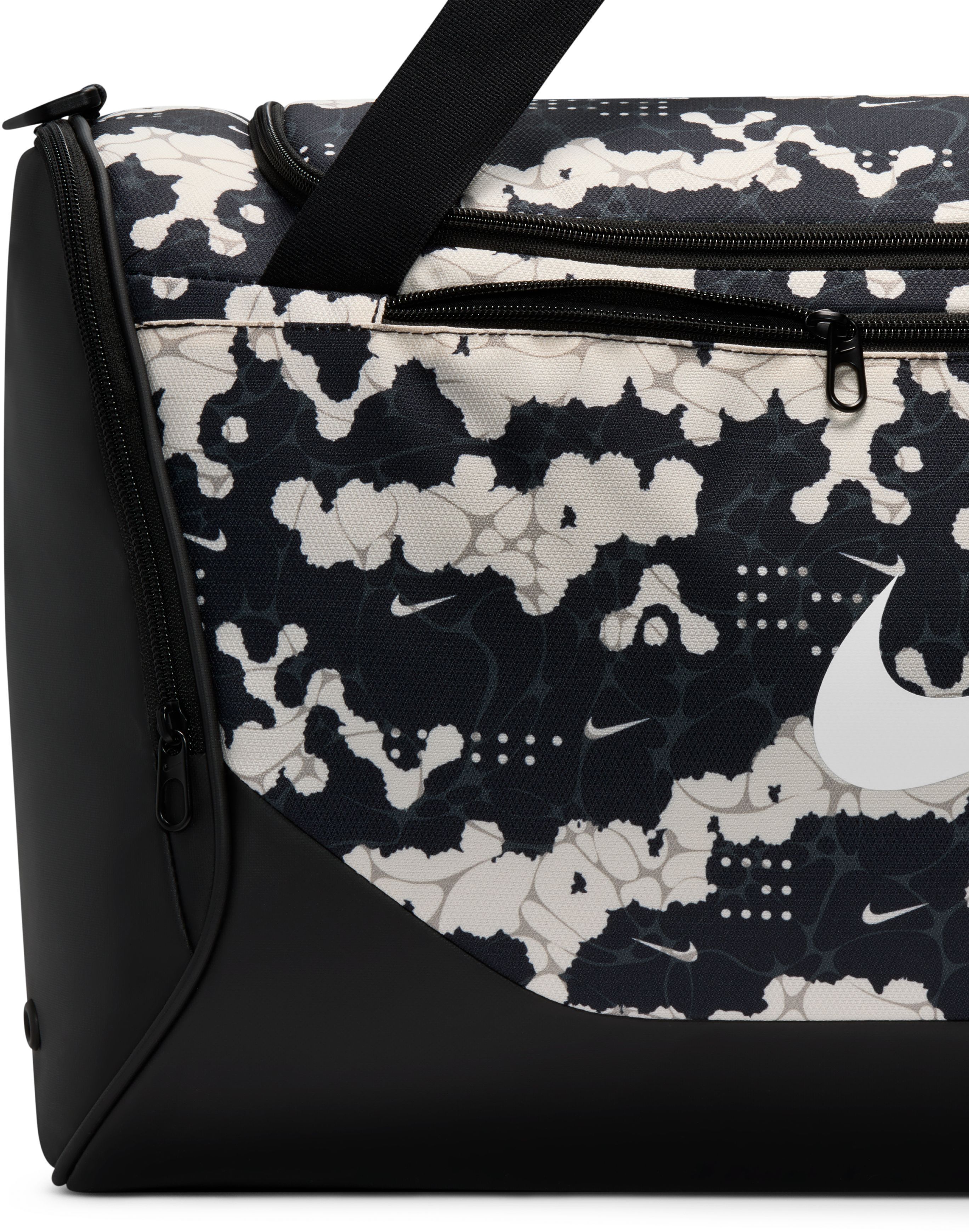 Сумка Nike Nk Brsla M Duff - X Aop Su26 IH7849-103 черная фото9
