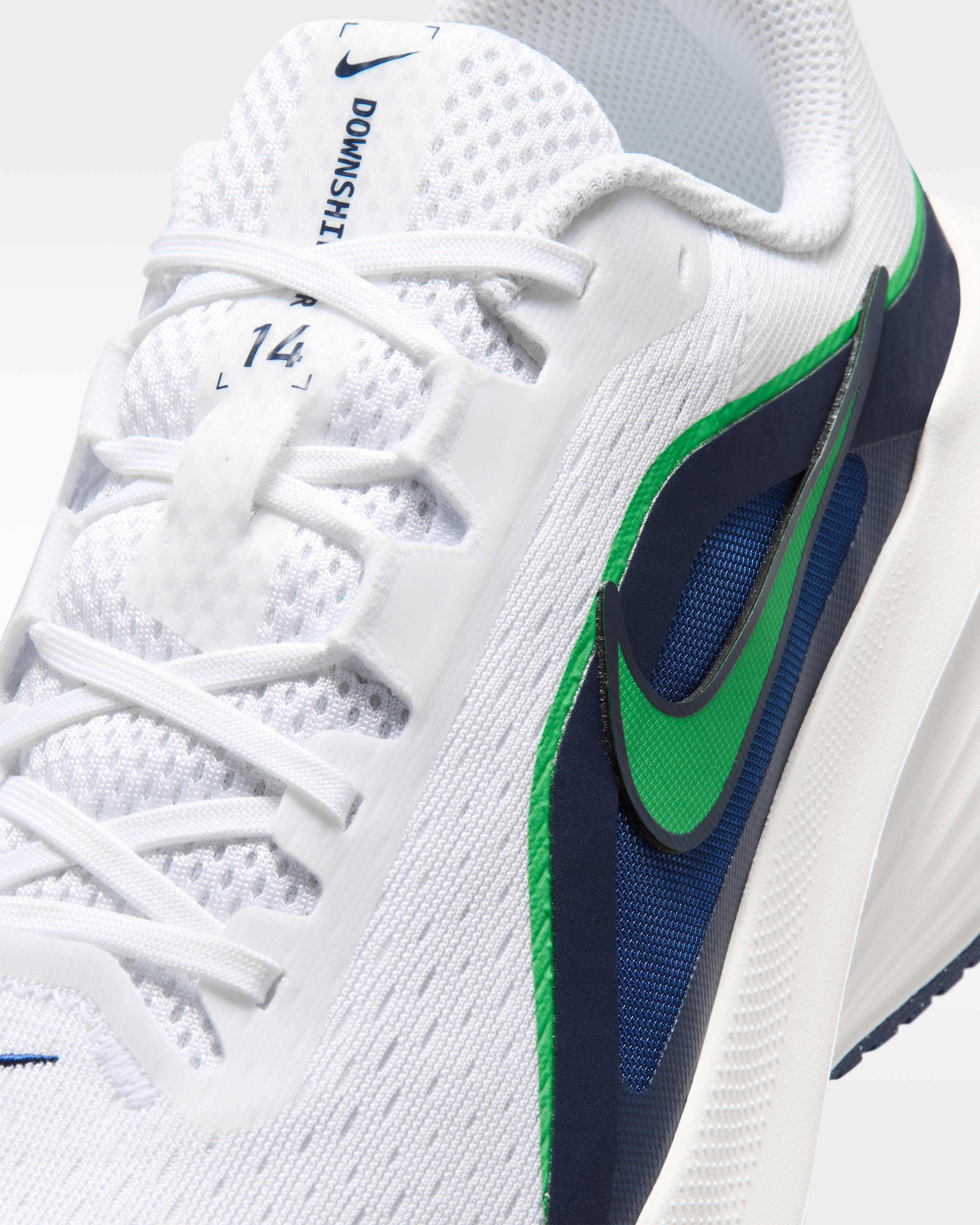Кроссовки мужские Nike Downshifter 14 IB1895-108 41 (8 US) белые фото7
