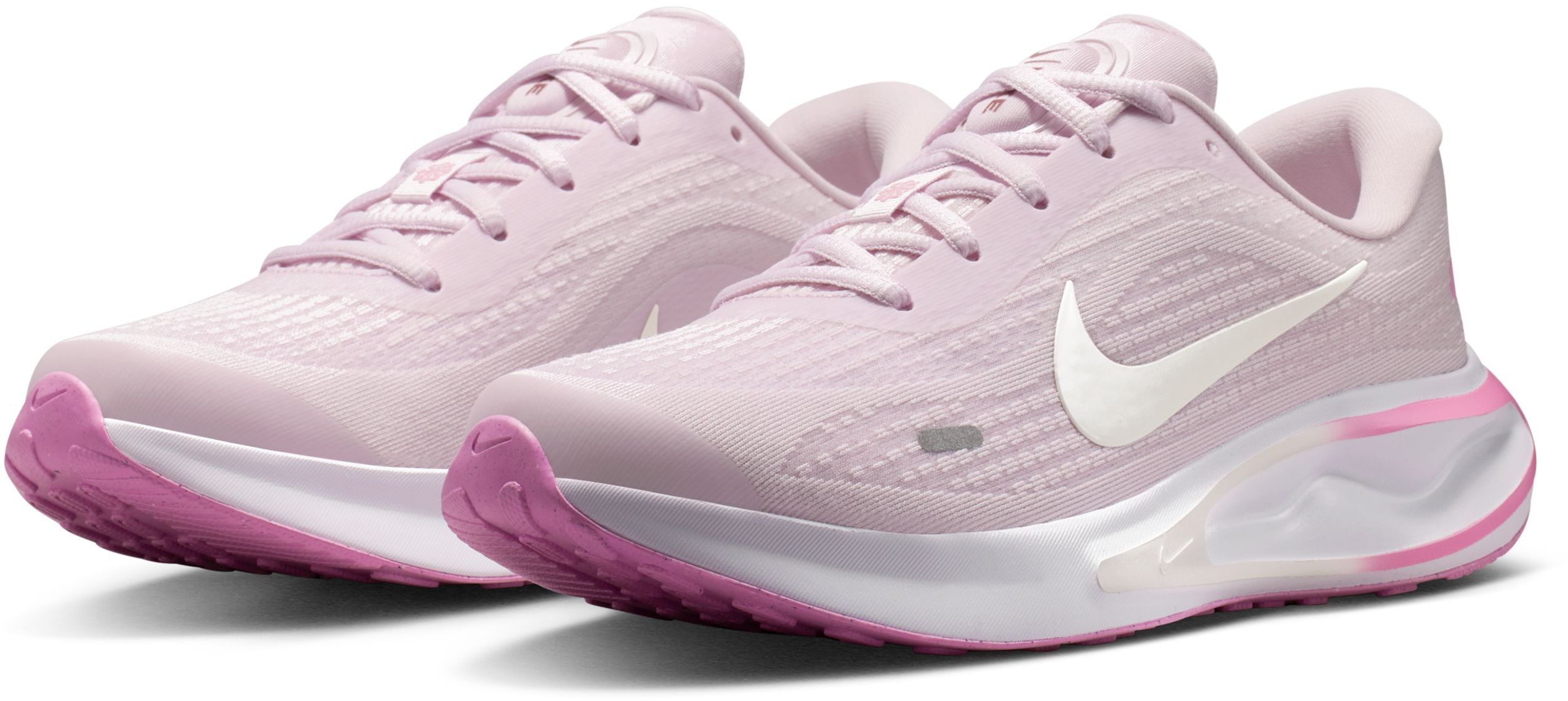 Кроссовки женские Nike W Journey Run FJ7765-502 38,5 (7,5 US) нежно-розовые фото3