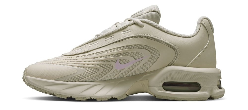 Кросівки жіночі Nike W Air Max Fire IR0818-104 39 (8 US) світло-бежеві фото2