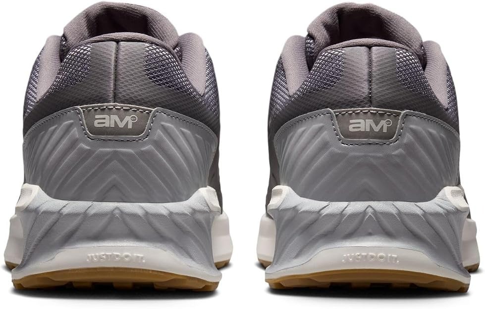 Кроссовки мужские Nike M Air Max Bia IO9416-012 42,5 (9 US) серые фото4