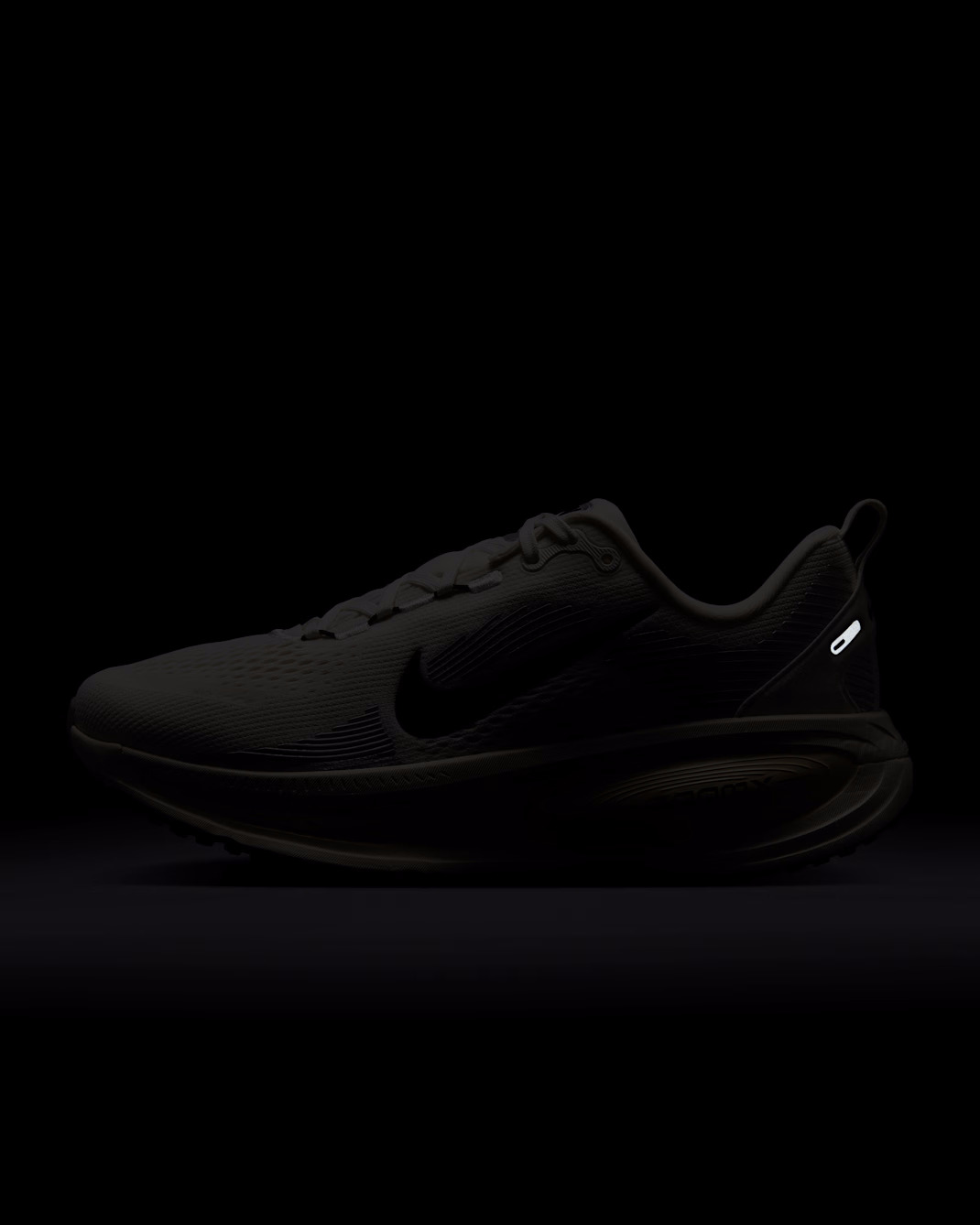 Кроссовки женские Nike W Vomero 18 HM6804-101 38 (7 US) молочные фото9
