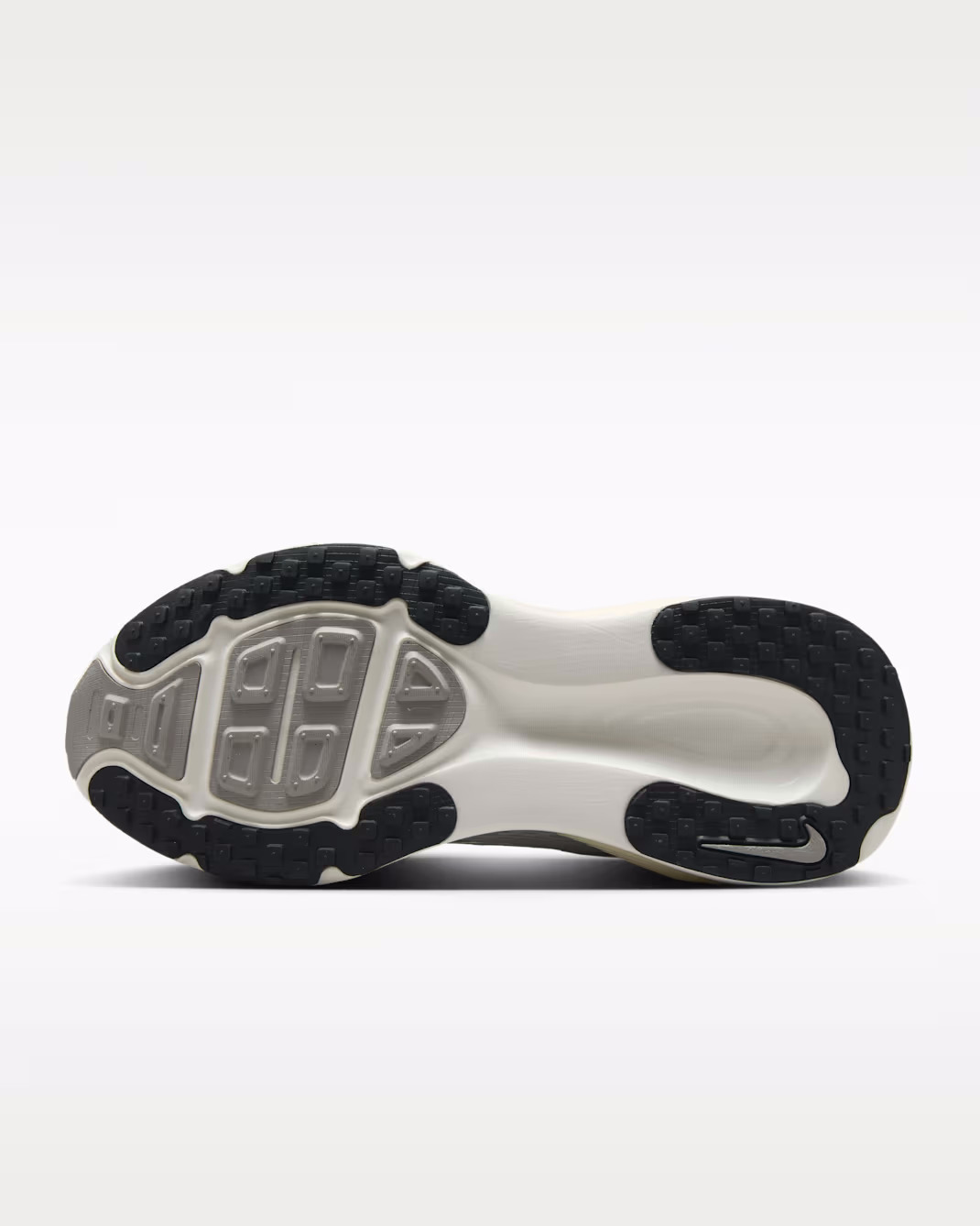Кроссовки женские Nike W Vomero 18 HM6804-101 38 (7 US) молочные фото6