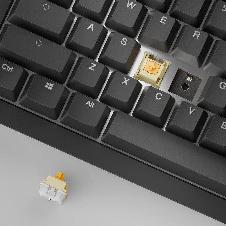Игровая клавиатура Ducky One X Magnetic Black (ON2408AST3-DAUSPDOECL1AS1) фото