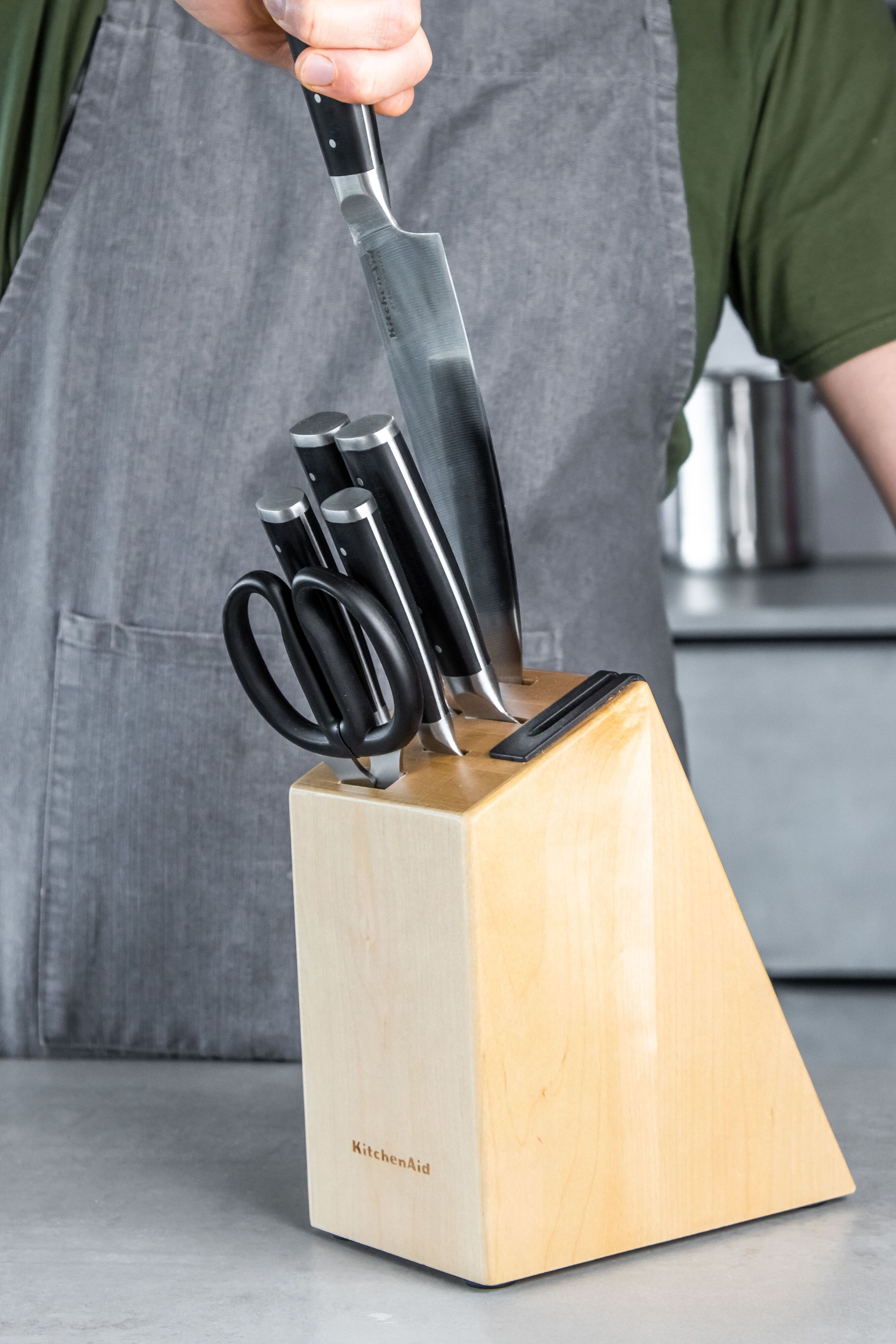 Набор ножей с подставкой KitchenAid Classic, 6 предметов и точилка (KO6PSTSNOBG) фото5