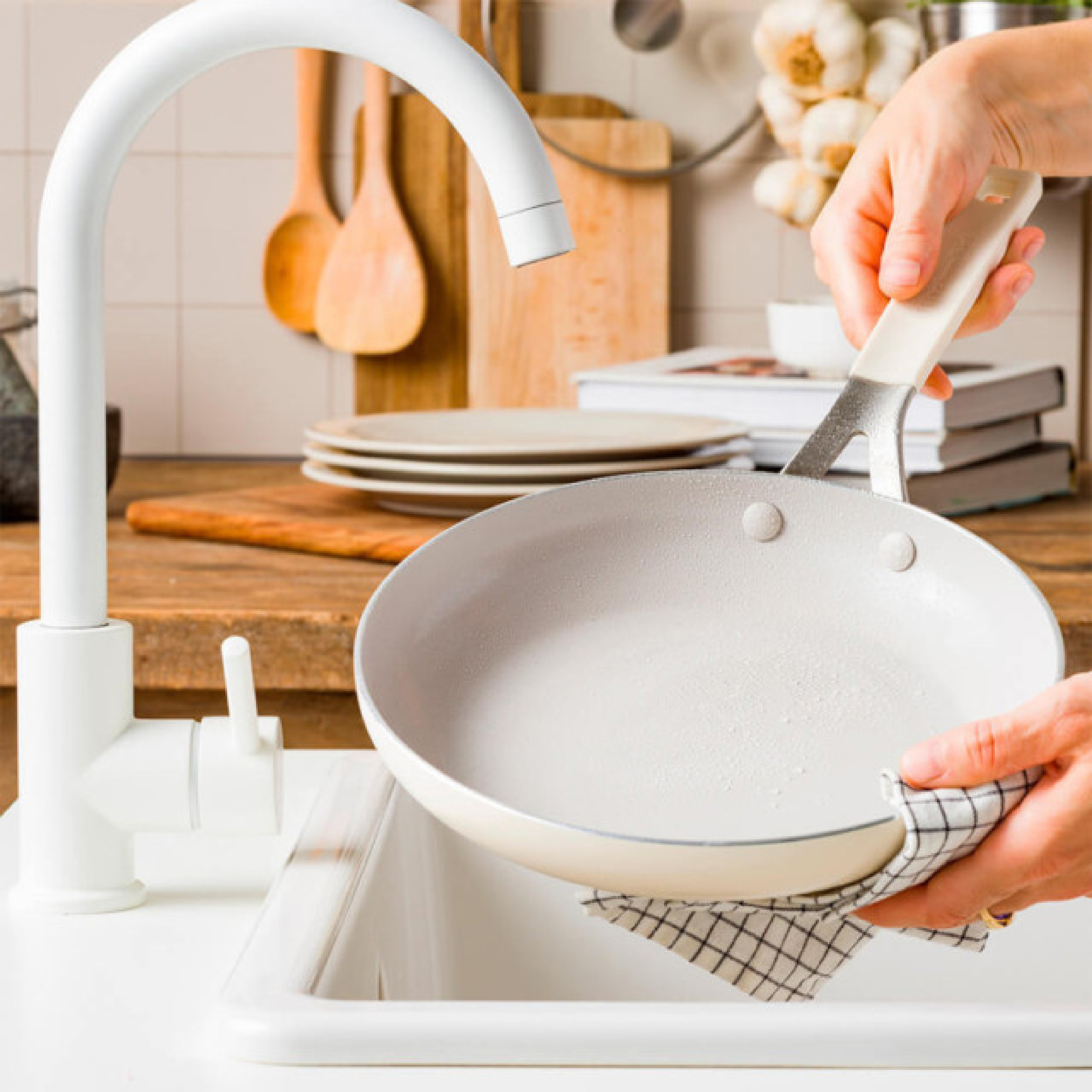 Сковорода KitchenAid АС, 28 см (CC009718-001) фото