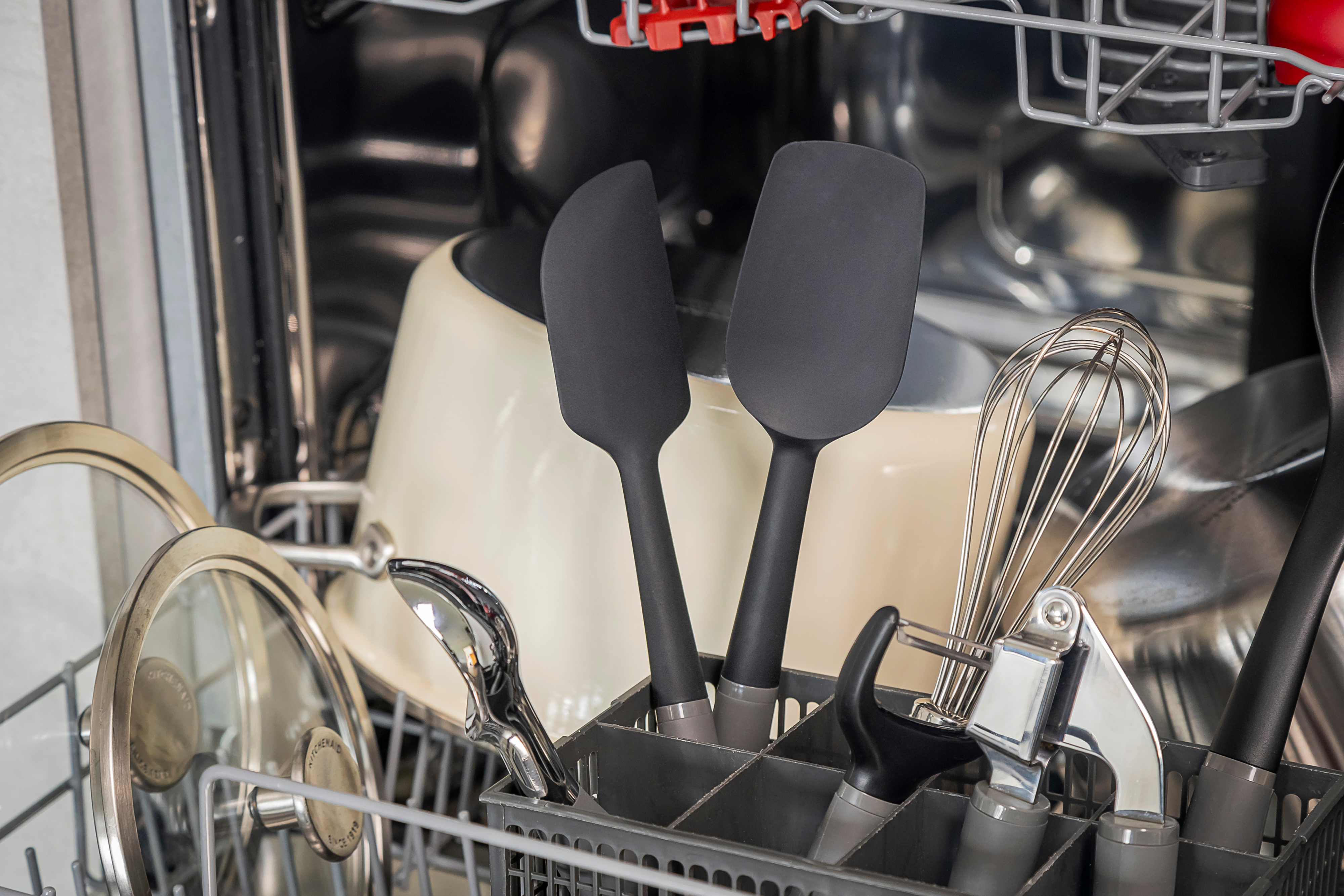 Лопатка силіконова KitchenAid Coreline, 34 см, сірий (KAS030OHCGG) фото9