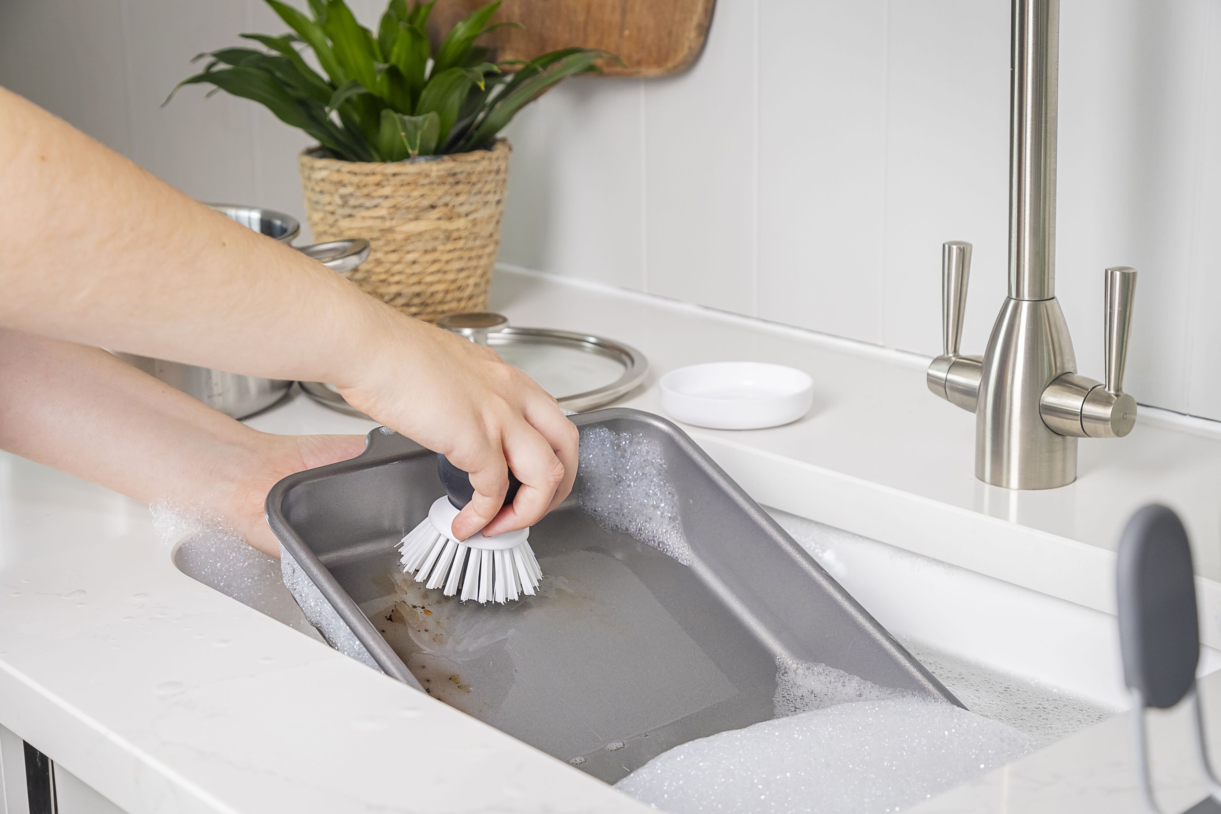 Щетка для мытья посуды KitchenAid Sinkware, 9 см (KEG195OSBA) фото7