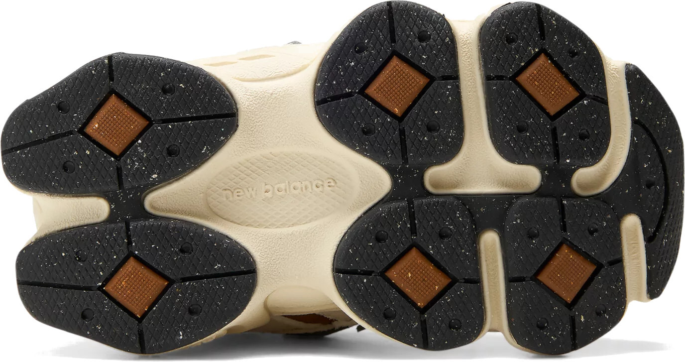 Кроссовки детские New Balance 9060 Bungee Toddler I90602Y4 26 (9 US) бежевые фото5