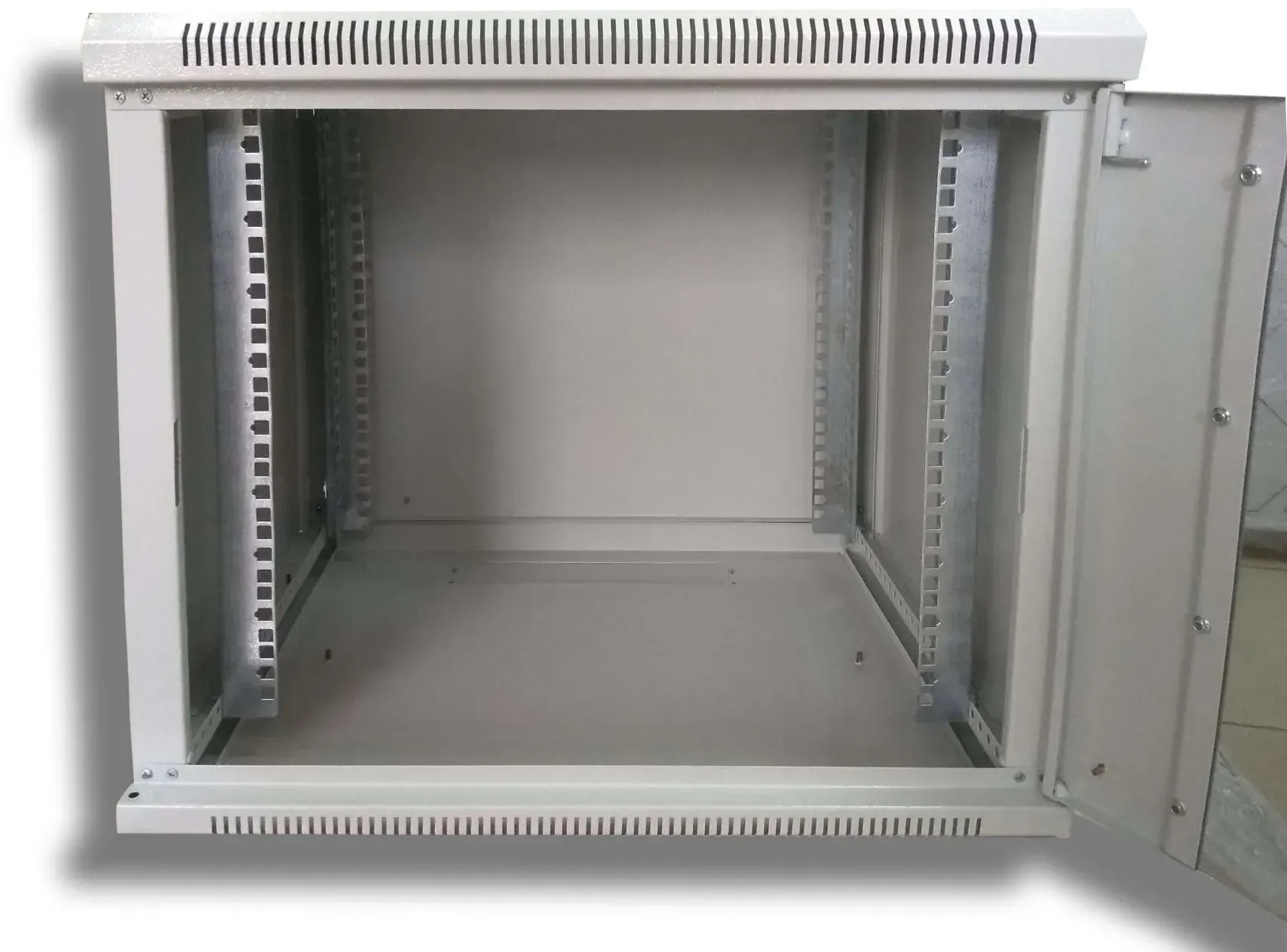 Шафа настінна Hypernet 19", 9U, 600x350 мм (WMNC-35-9U-FLAT) фото3