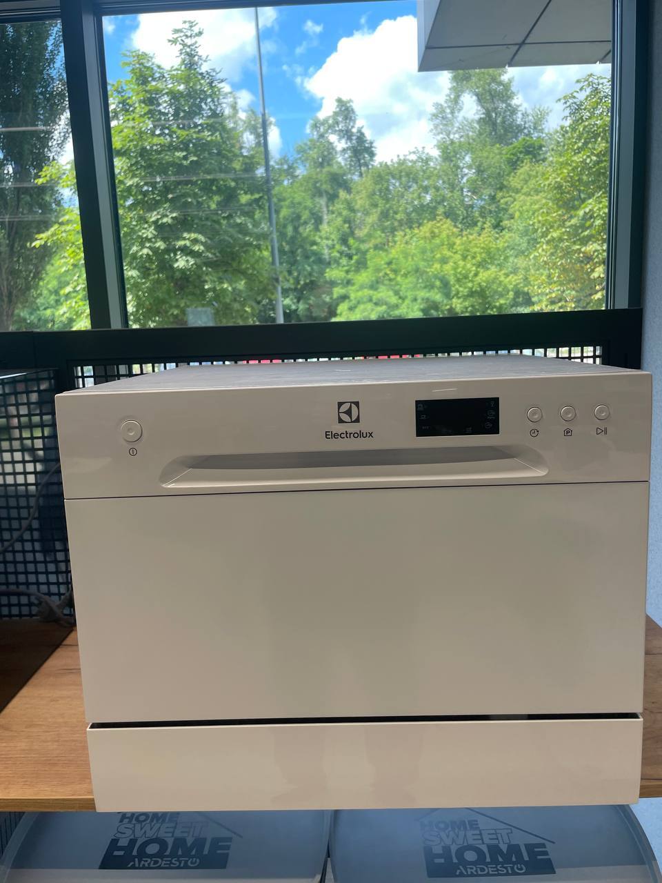Посудомийна машина Electrolux ESF 2400 OW фото3