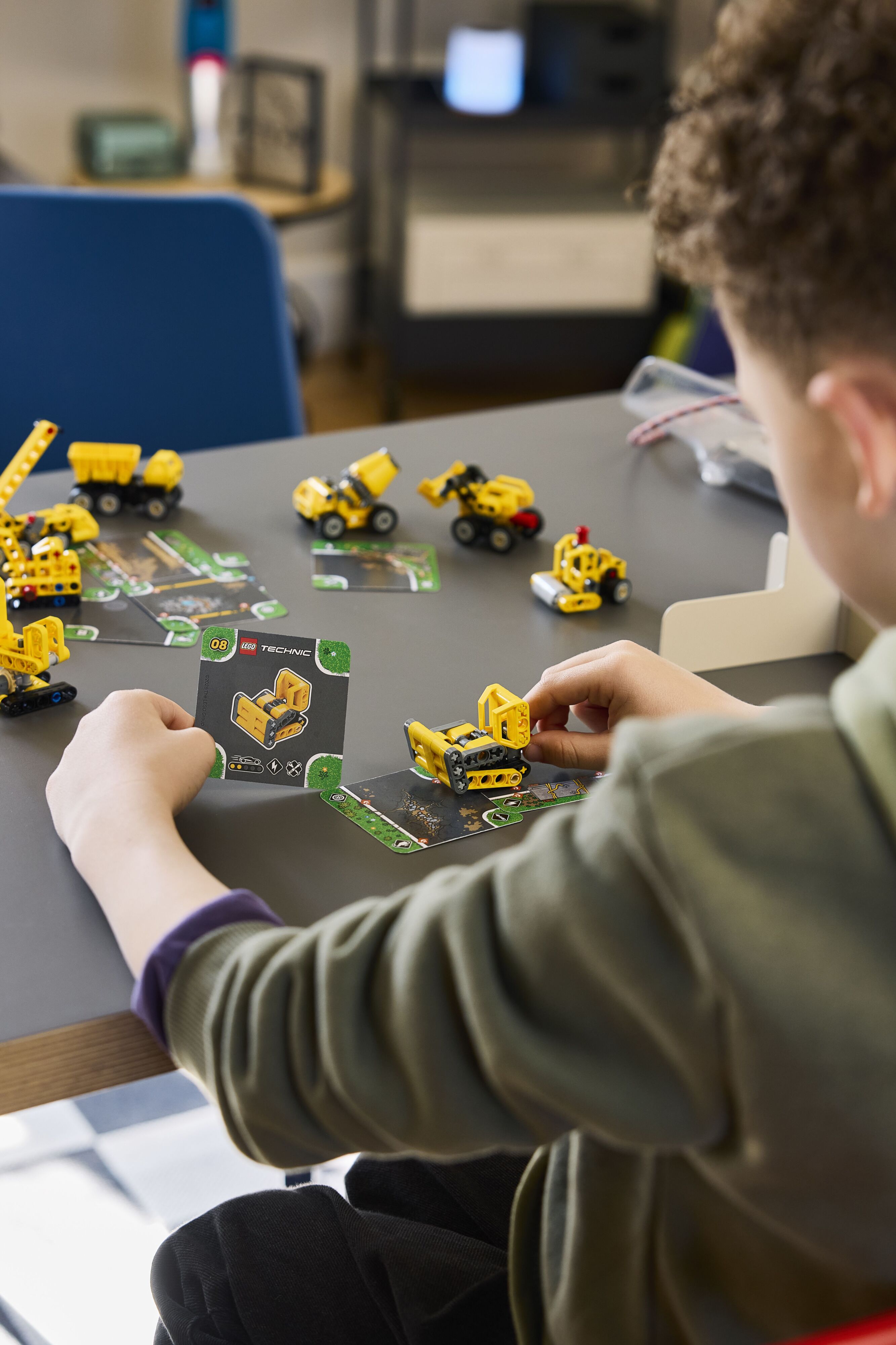 LEGO 42233 Technic Потужні машини фото11