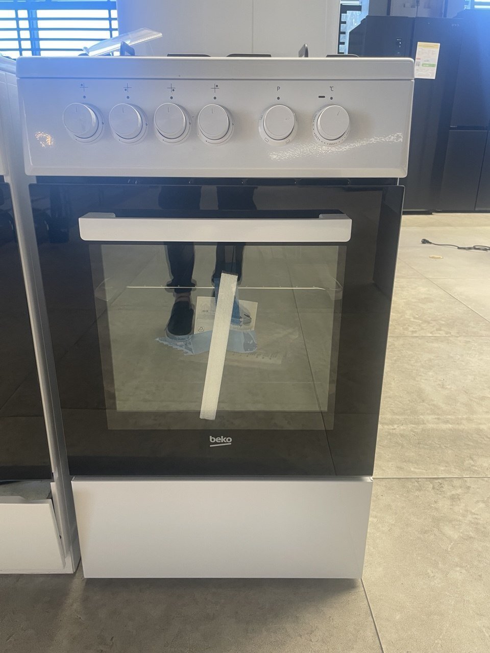 Плита комбінована Beko FSS52020DW фото2