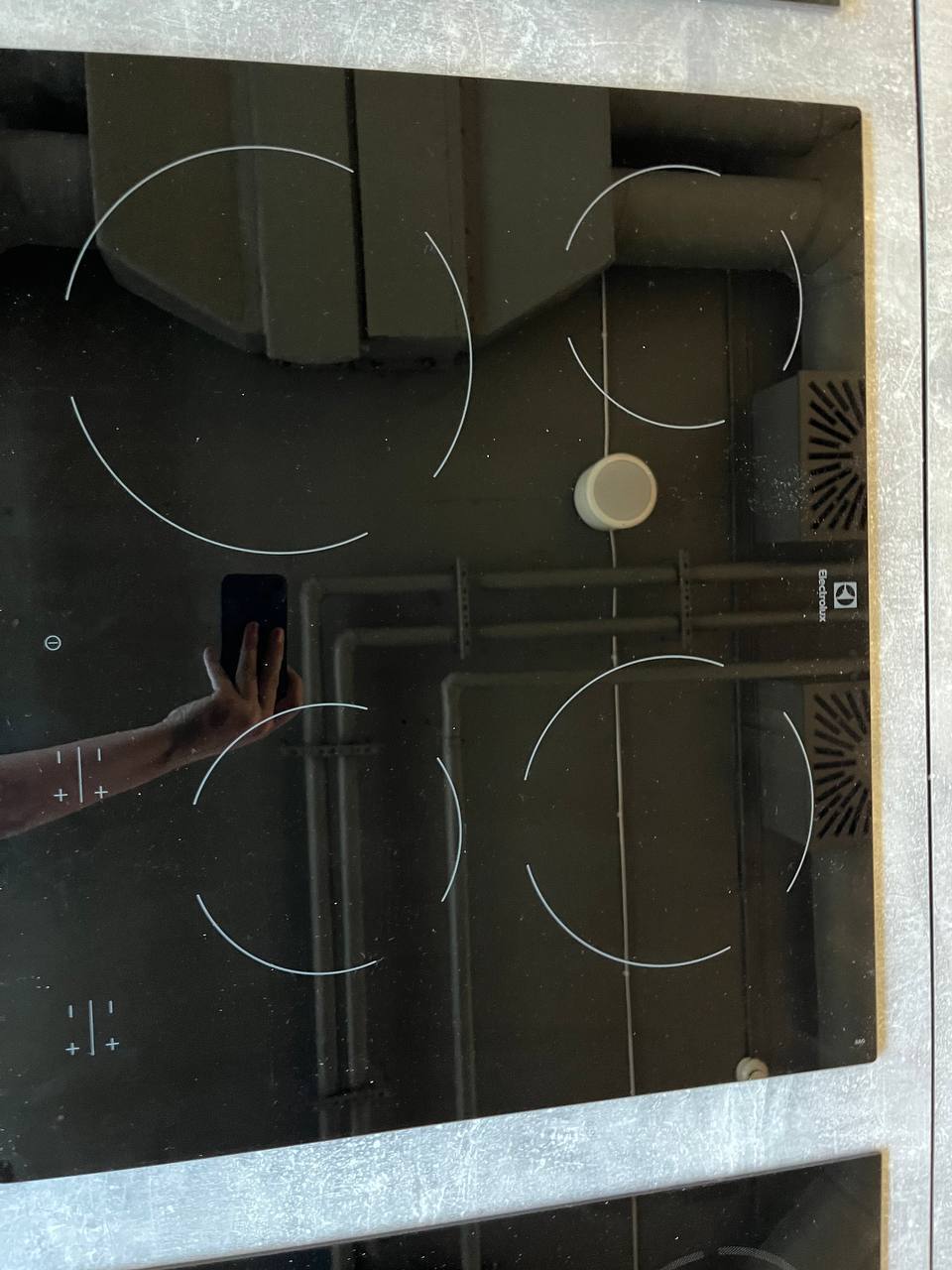 Варочная поверхность электрическая Electrolux EHF6240IOK фото2