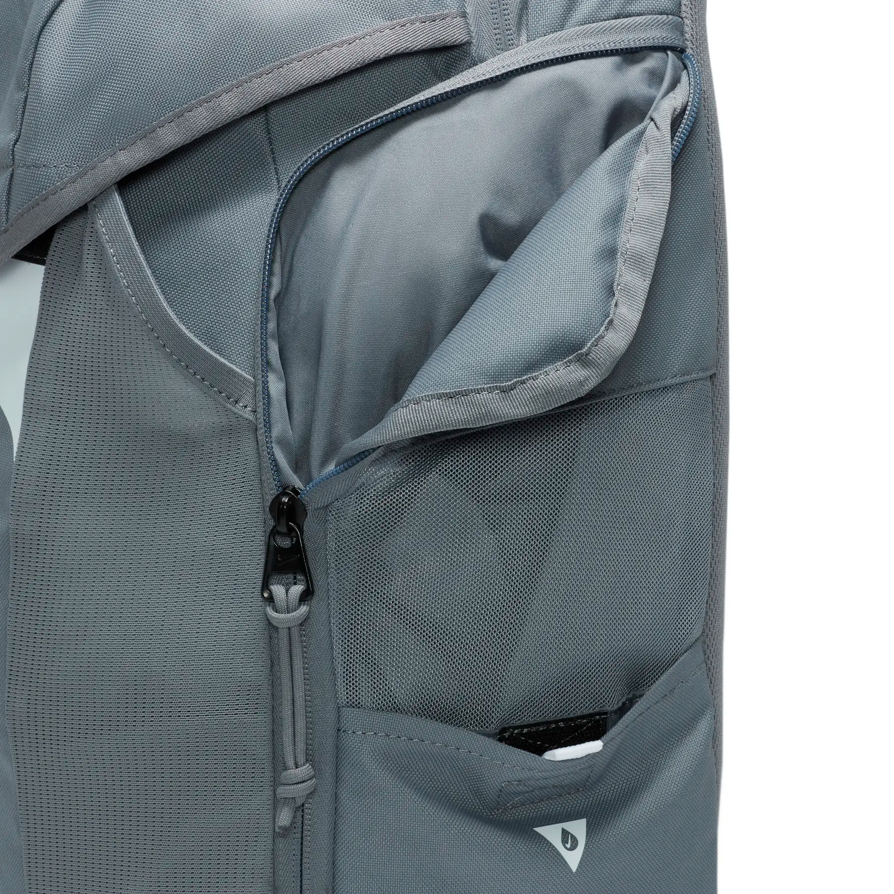 Рюкзак Nike Acdmy Team Bkpk 2.3 30L DV0761-065 серый фото7
