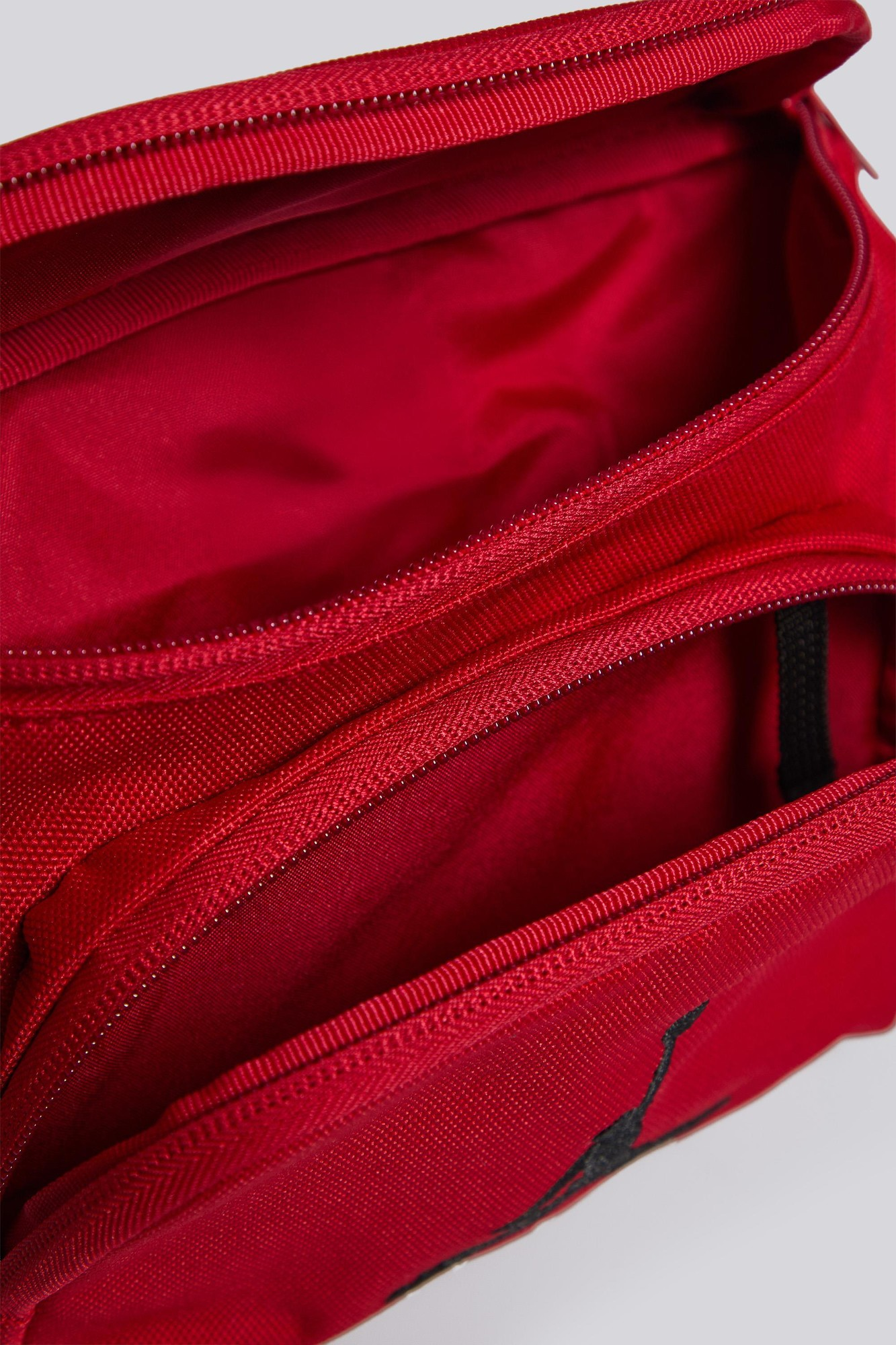 Сумка на пояс Nike Jordan Jam Air Crossbody MA9212-R78 красная фото3