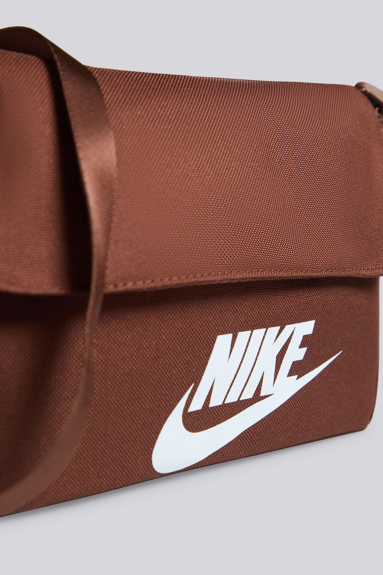 Сумка на пояс Nike W Nsw Futura 365 Crossbody CW9300-265 коричневая фото2
