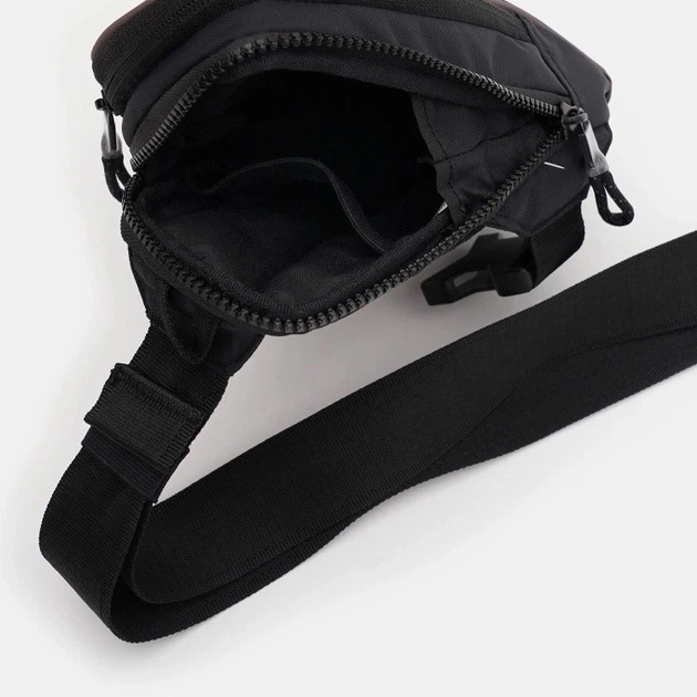 Сумка через плече Nike Nsw Essentials Crossbody DJ9794-010 чорна фото5