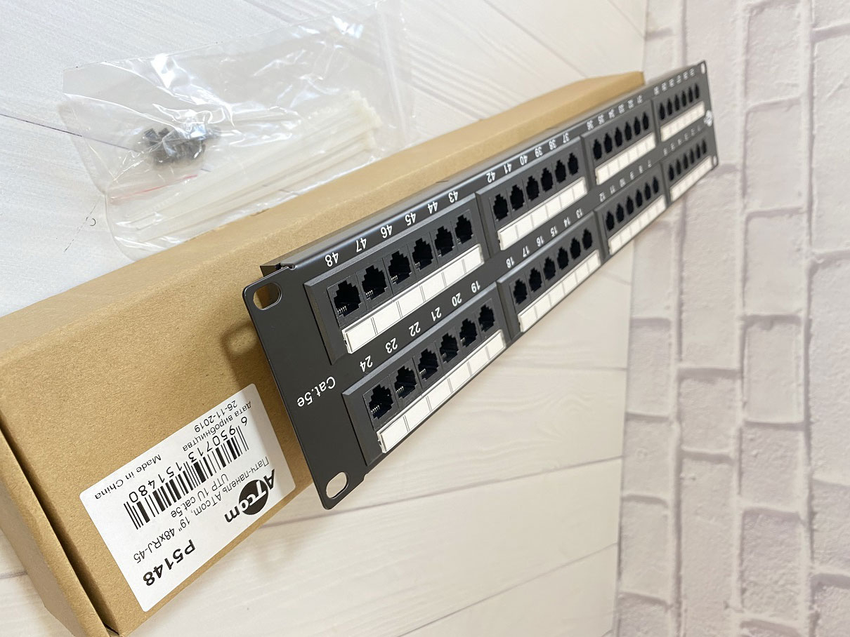 Патч-панель ATcom P5148 19" 48хRJ-45 UTP 2U cat.5е (P5148) фото