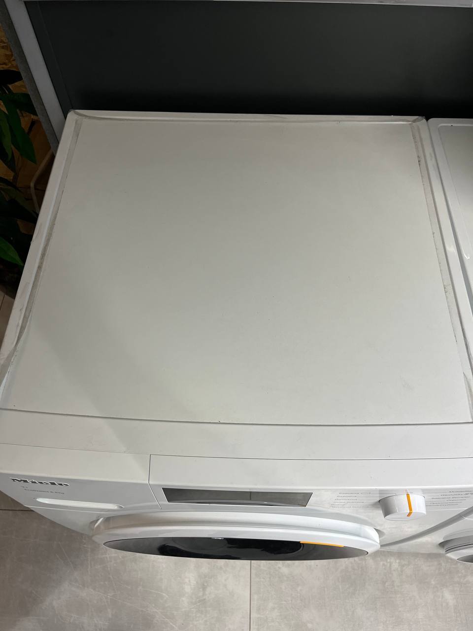 Сушильна машина Miele TWC 640 WP ( 12WC6402UA) фото