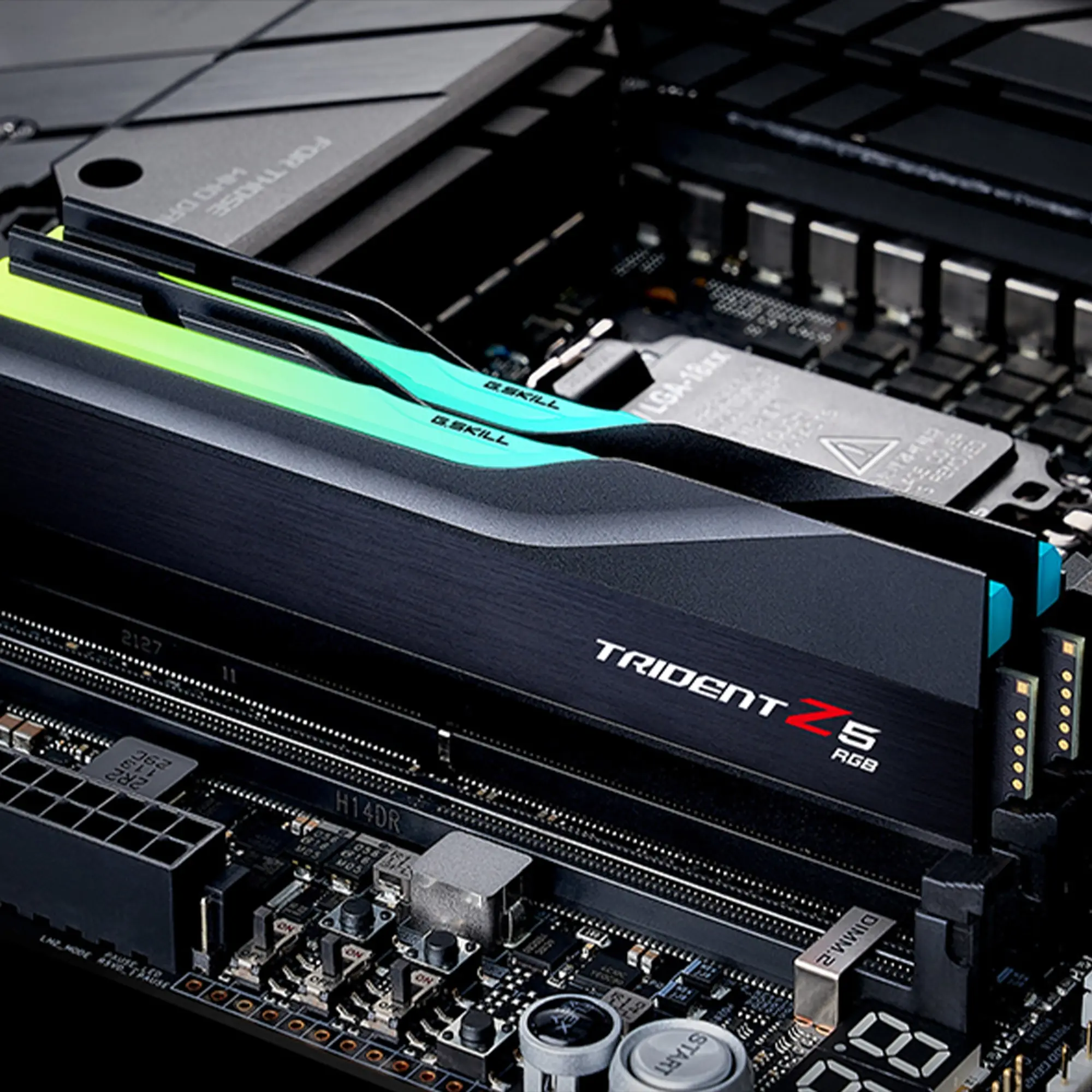 Память для ПК G.Skill DDR5 2x16GB/7600 Trident Z5 RGB Black (F5-7600J3646G16GX2-TZ5RK) фото