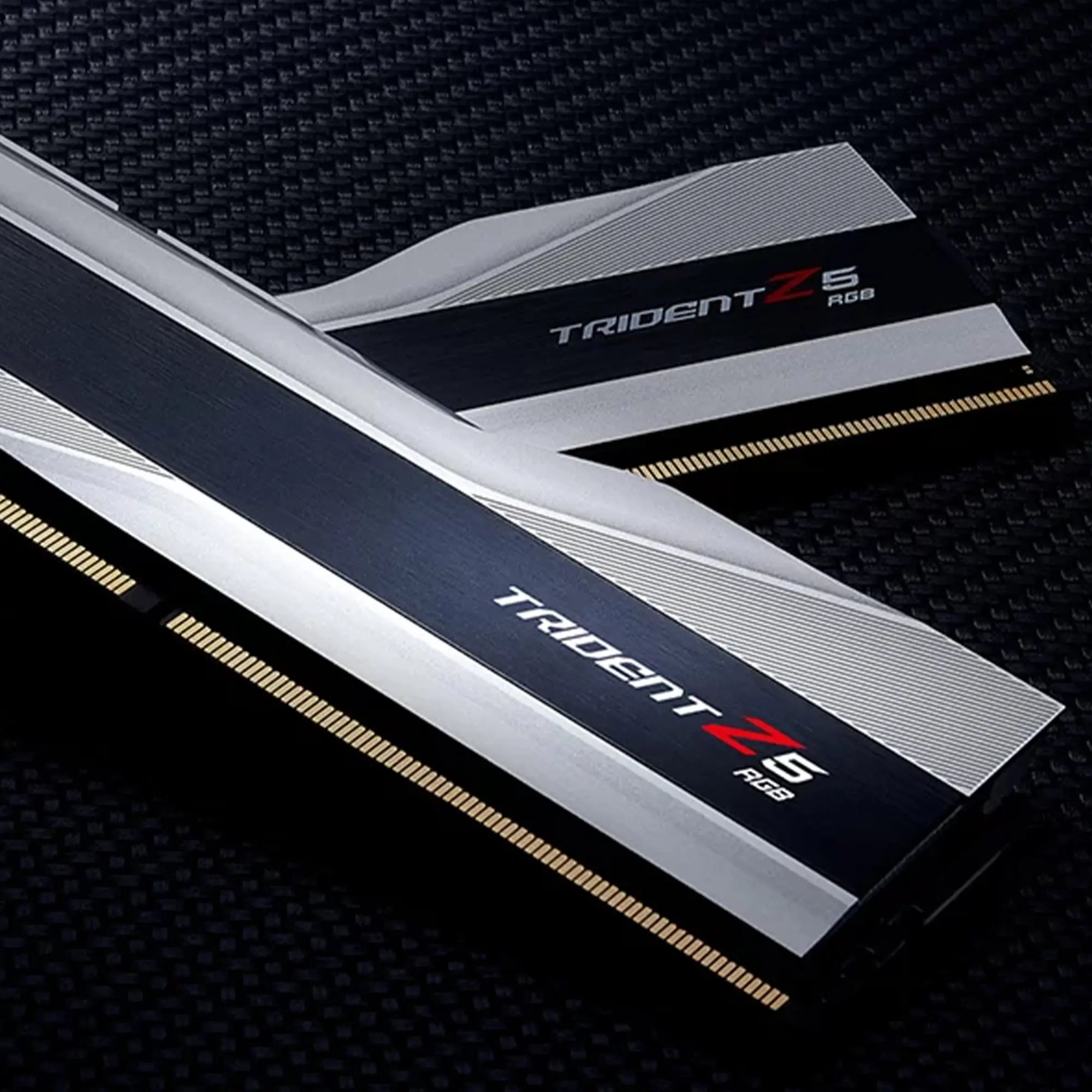Память для ПК G.Skill DDR5 2x16GB/7200 Trident Z5 RGB Silver (F5-7200J3445G16GX2-TZ5RS) фото7