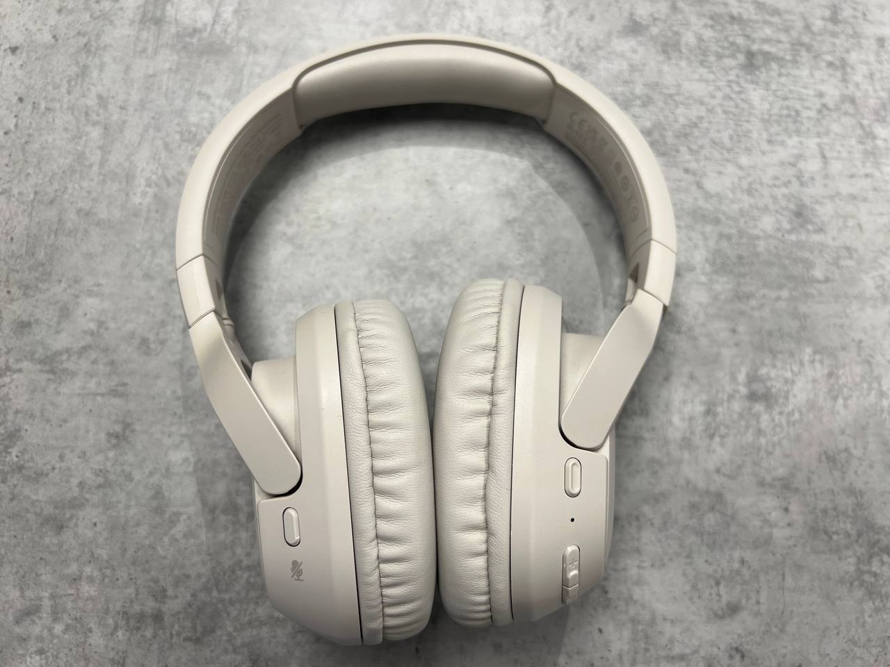 Наушники Belkin SoundForm Surround Sand (AUD009HQSA) фото2