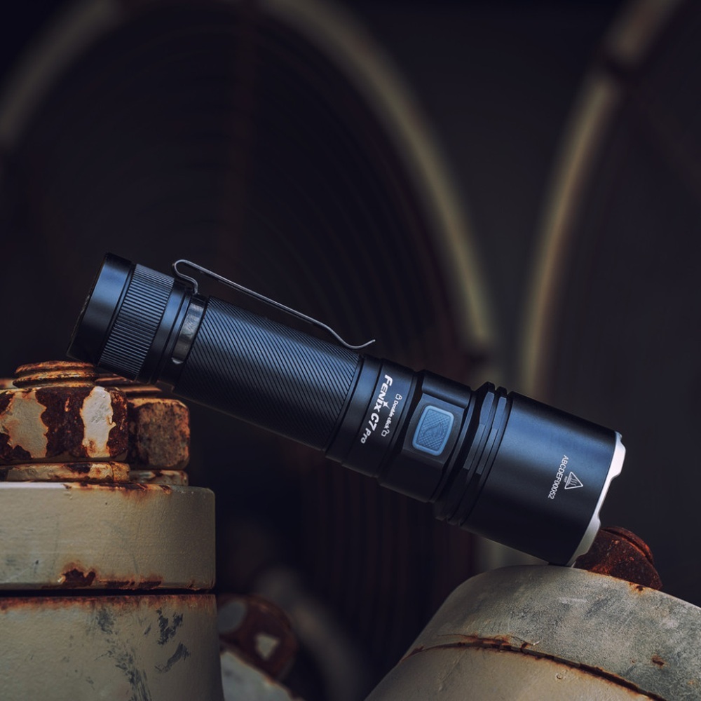 Ліхтар ручний Fenix C7 Pro фото4