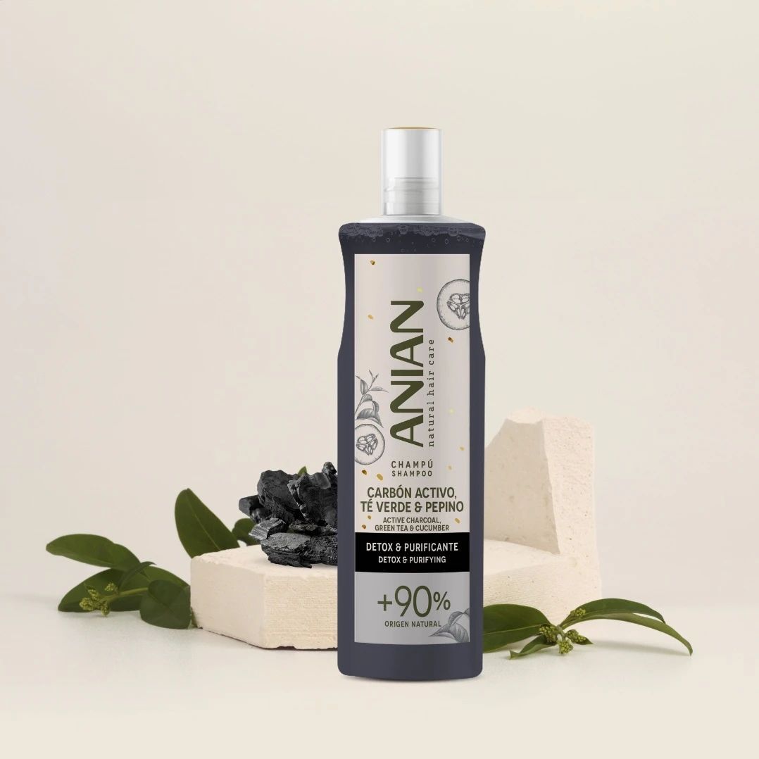 Шампунь Anian Active Charcoal, Green Tea & Cucumber для жирных волос 400 мл фото3