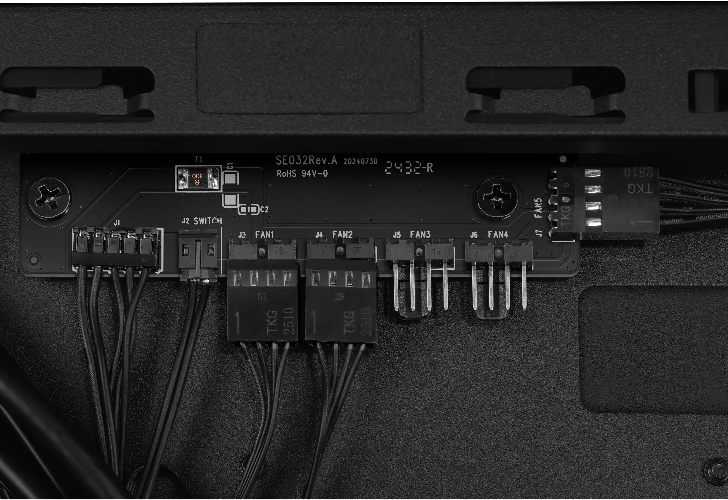 Корпус ASUS PA401 PROART METAL PWM BLACK (90DC00M0-B39030) фото18