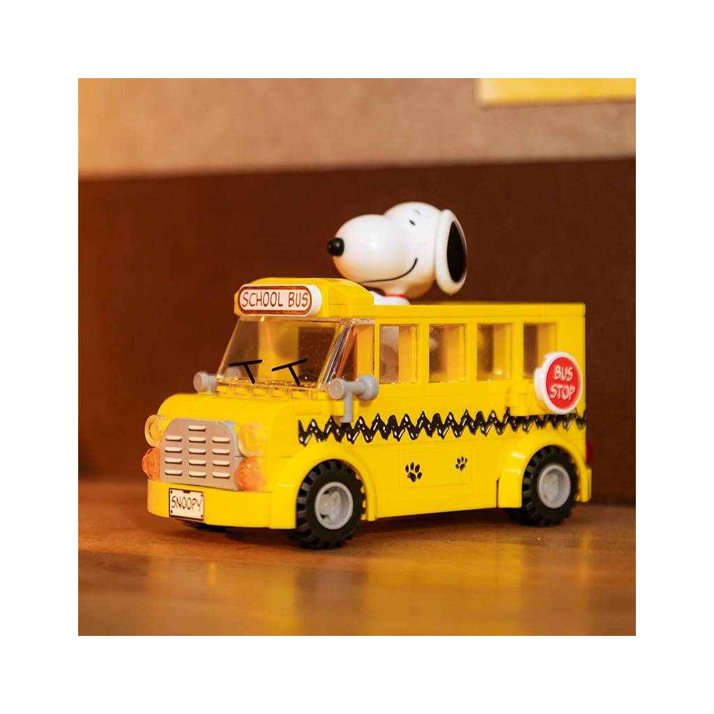 Конструктор Pantasy Snoopy - Школьный автобус (86906) фото2