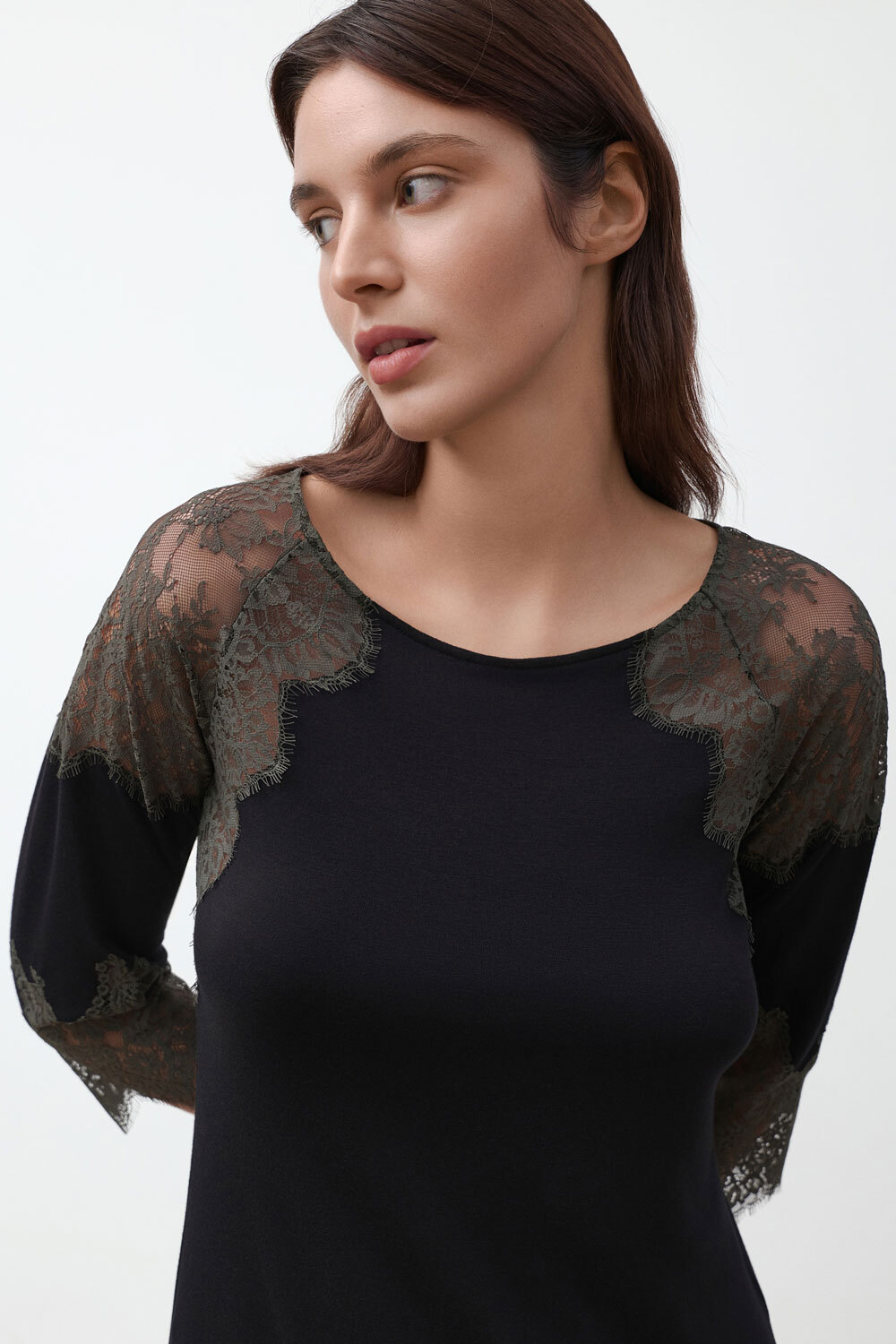Ночная рубашка женская Effetto Lace Reverie 03343P 4XL черная фото3