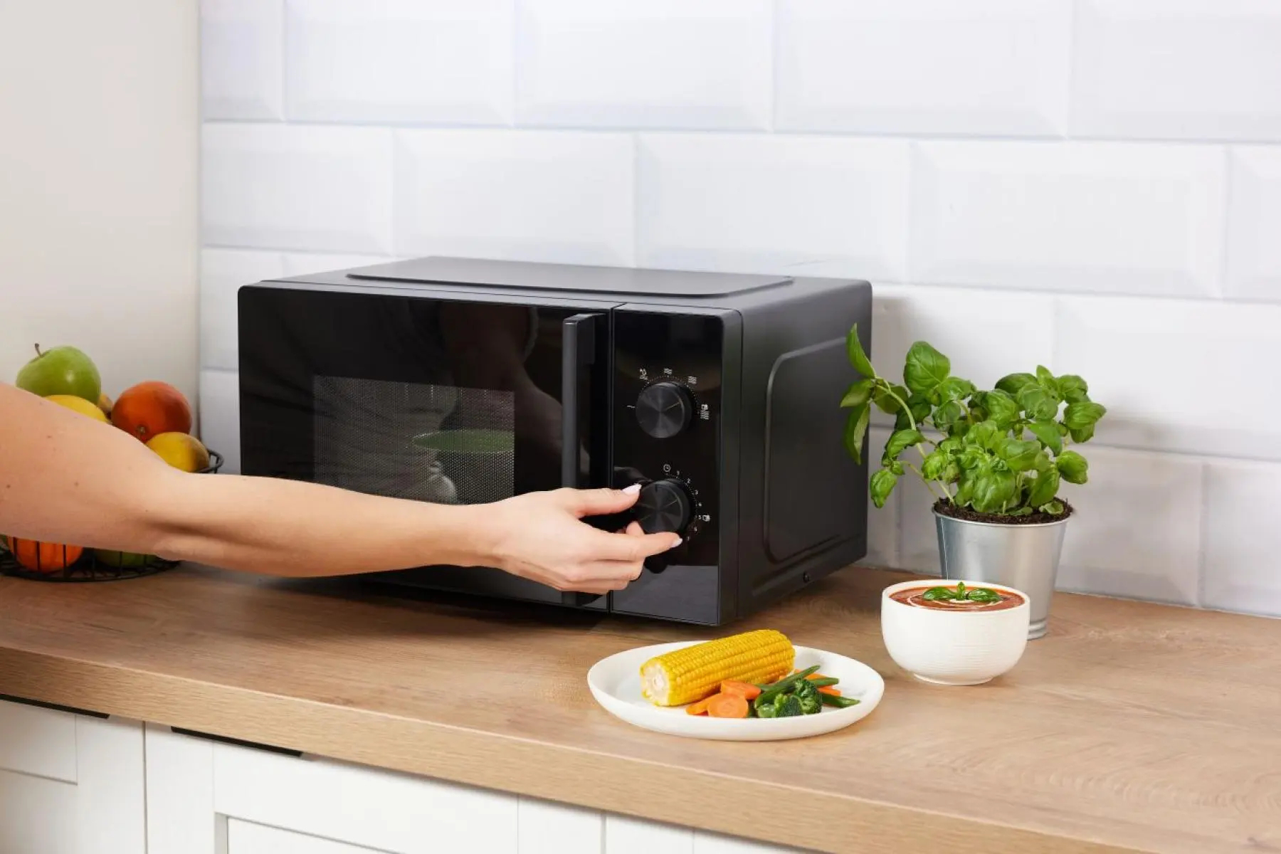 Мікрохвильова піч Gorenje MO20E1B5 фото11
