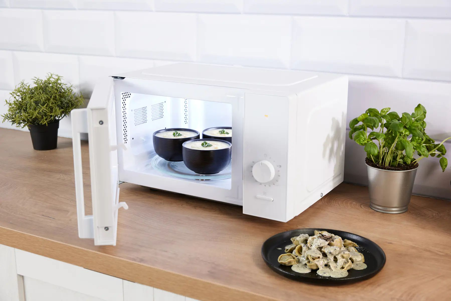Мікрохвильова піч Gorenje MO20E1W15 фото6