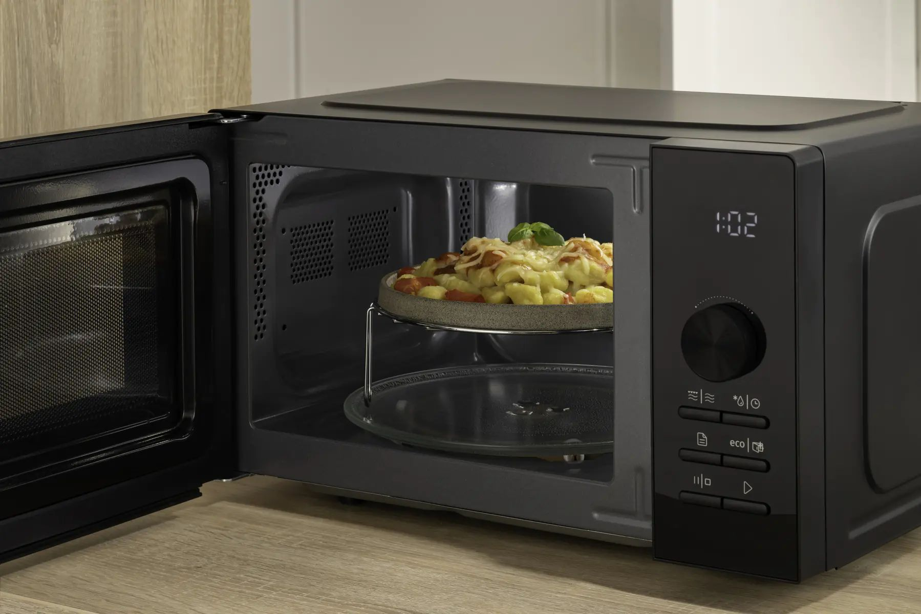 Мікрохвильова піч Gorenje MO20A4B5 фото