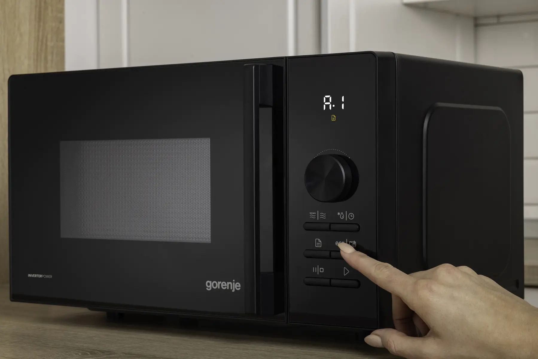 Мікрохвильова піч Gorenje MO20A4B5 фото