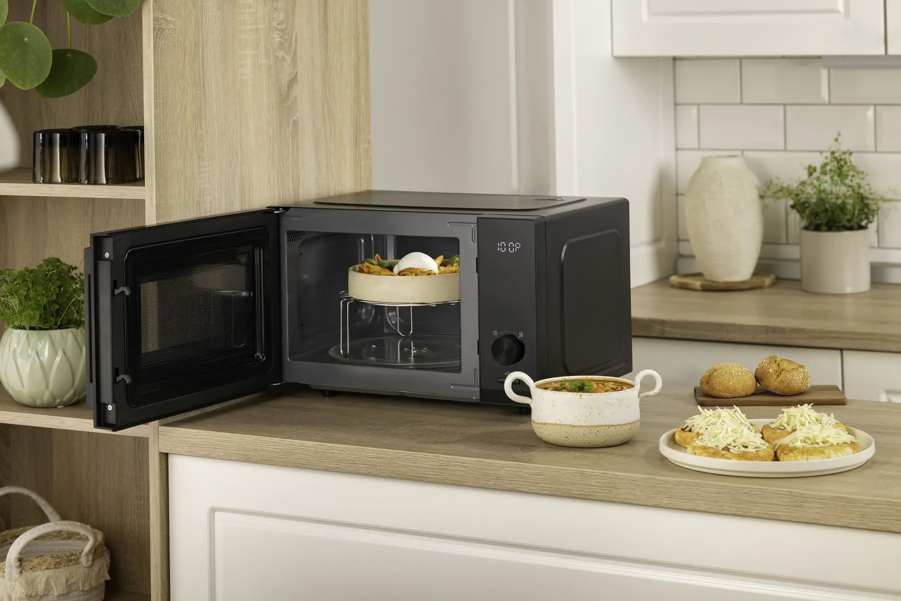 Мікрохвильова піч Gorenje MO23S4B5 фото