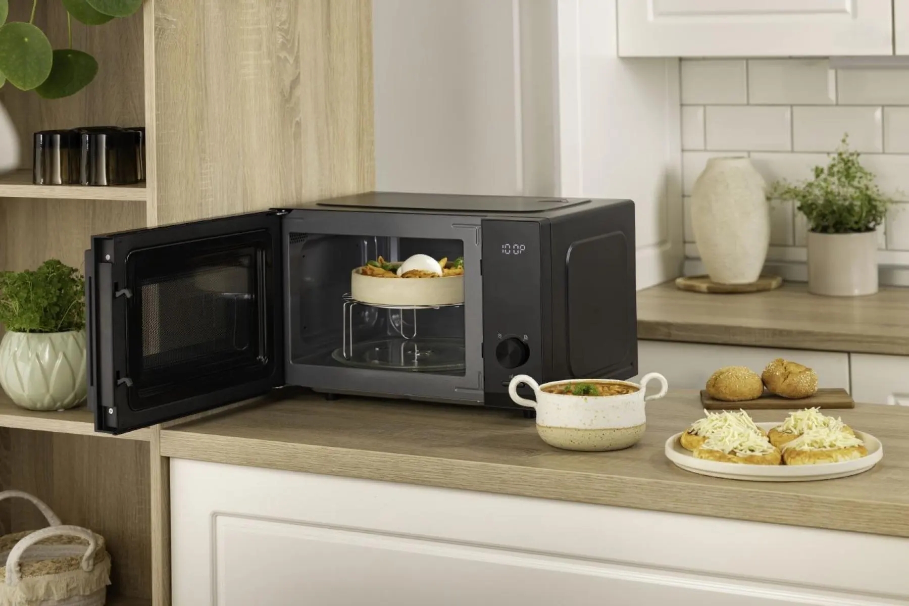 Мікрохвильова піч Gorenje MO23S4B5 фото