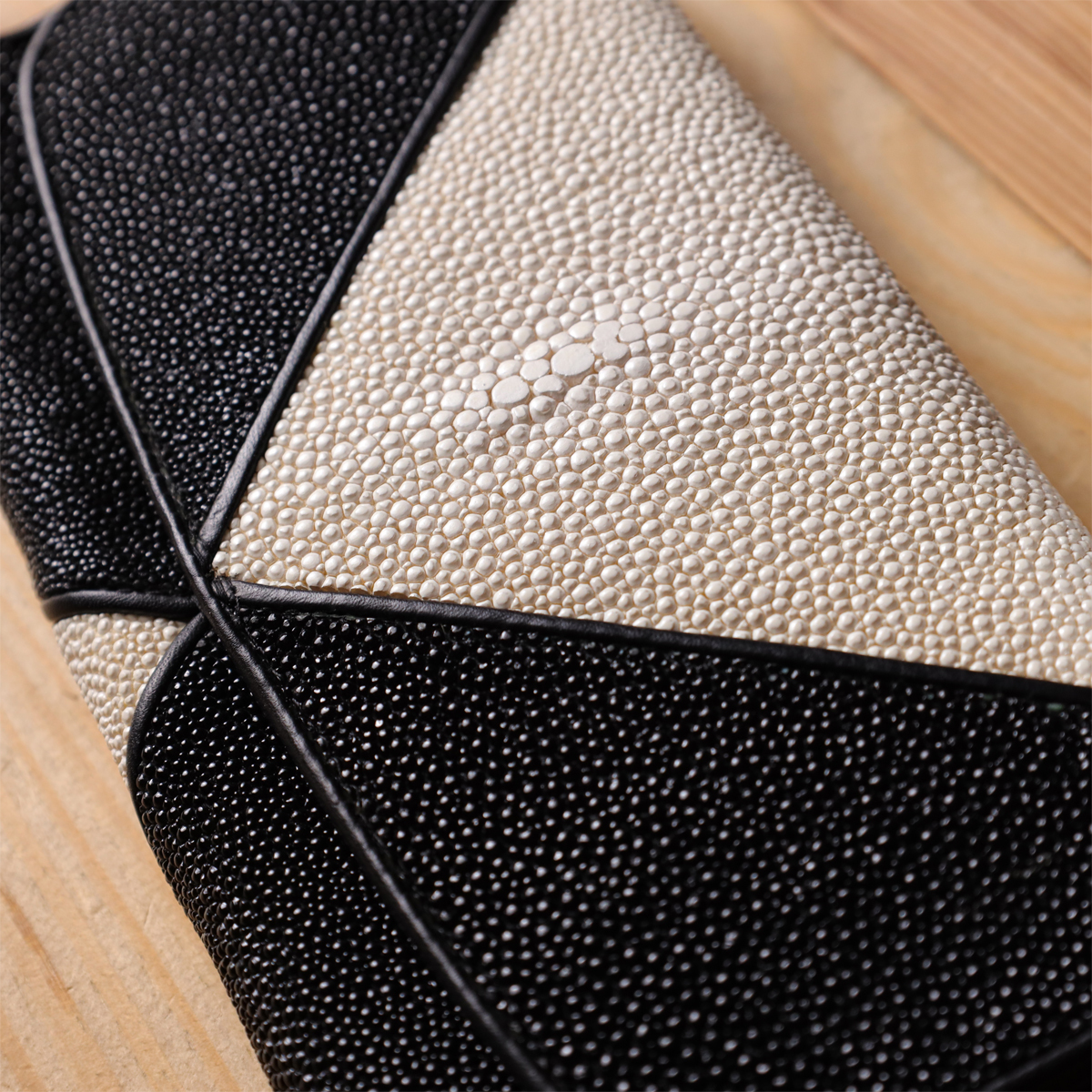 Гаманець жіночий шкіряний Stingray Leather 18103 чорний фото14