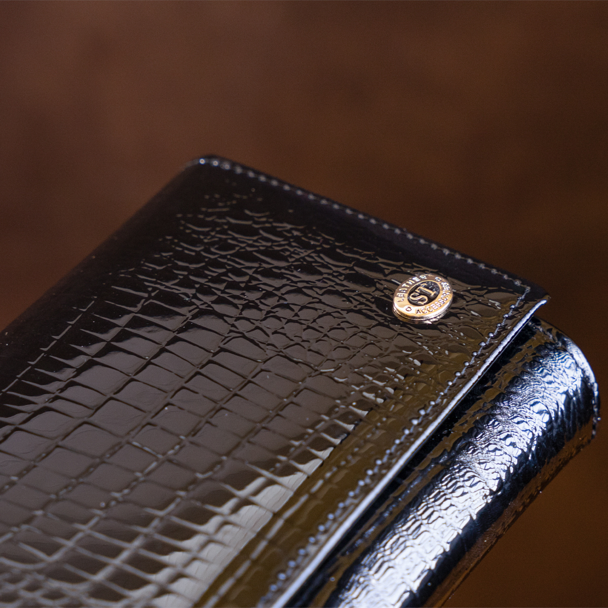 Кошелек женский кожаный St Leather 18433 черный фото10