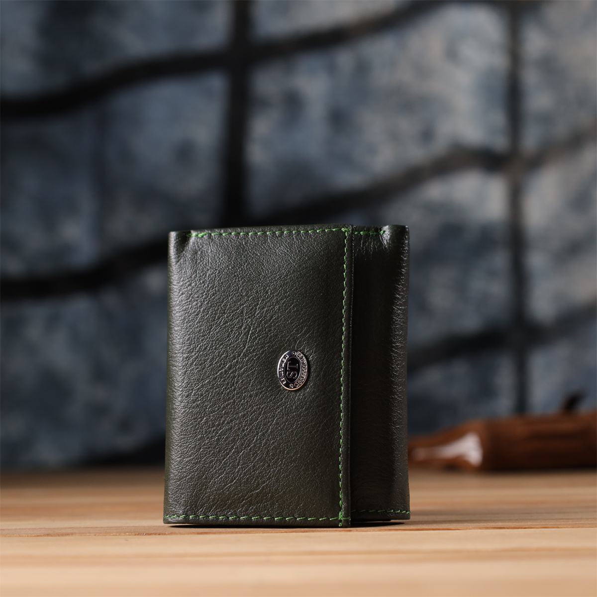 Кошелек женский кожаный St Leather 20884_1 зеленый фото12