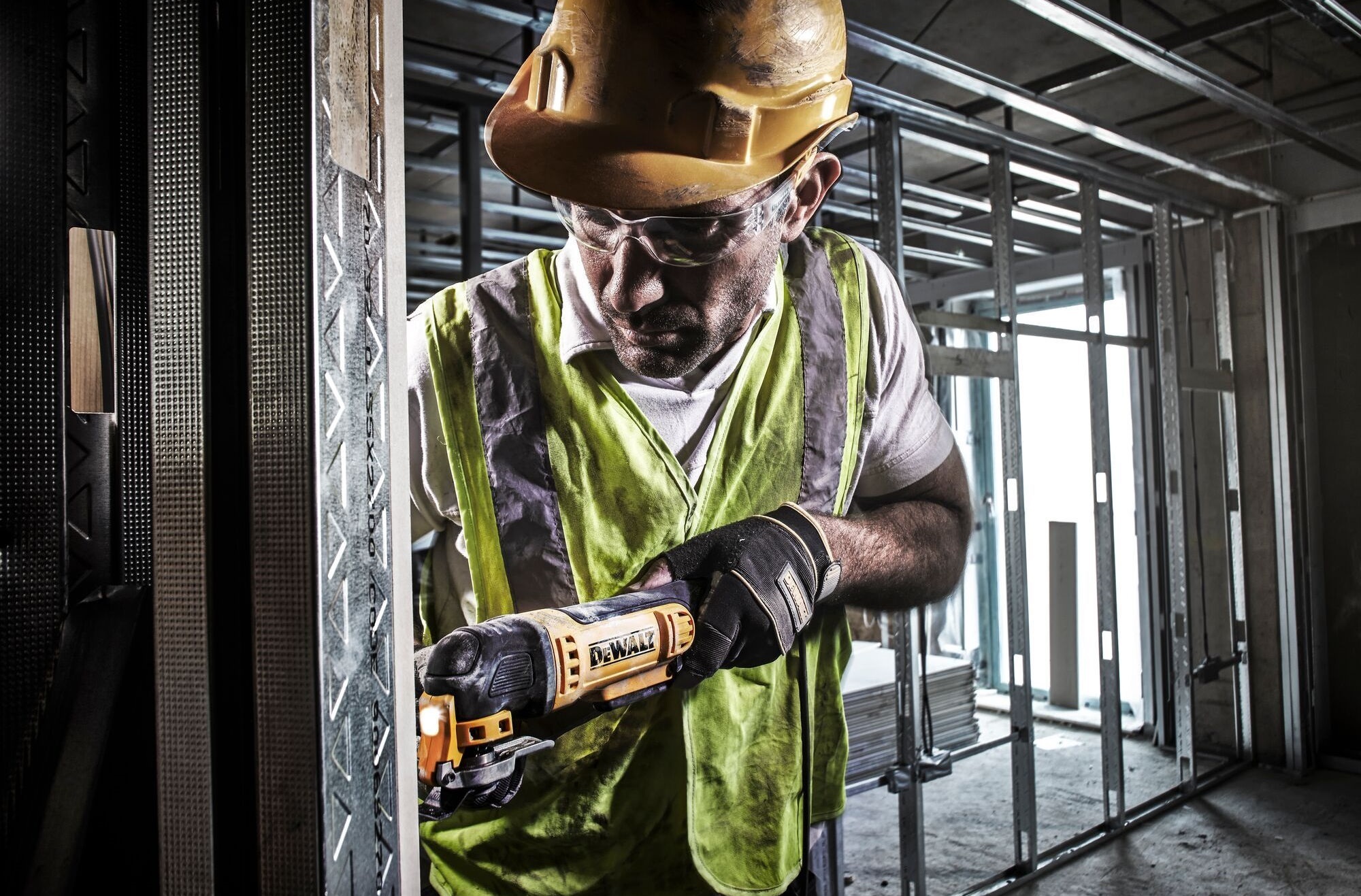 Реноватор DeWalt DWE315 фото 