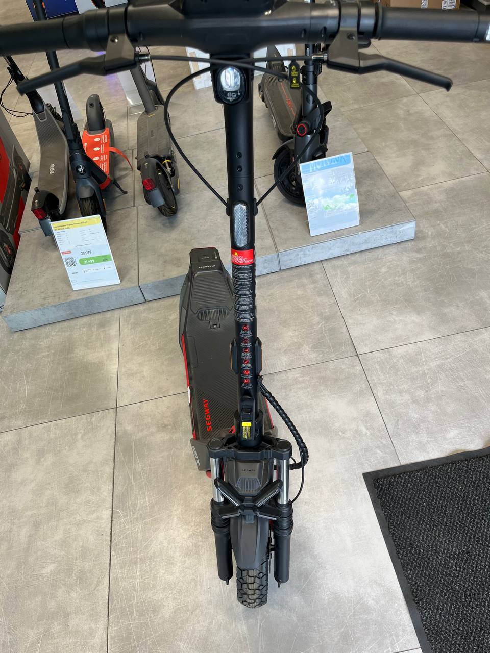 Электросамокат Segway-Ninebot ZT3 PRO E (AA.05.18.01.0001) фото2