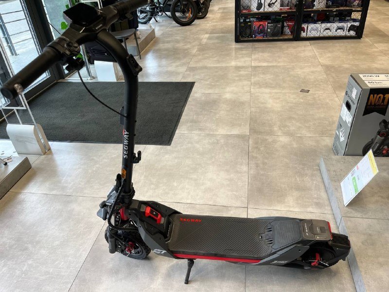 Электросамокат Segway-Ninebot ZT3 PRO E (AA.05.18.01.0001) фото3